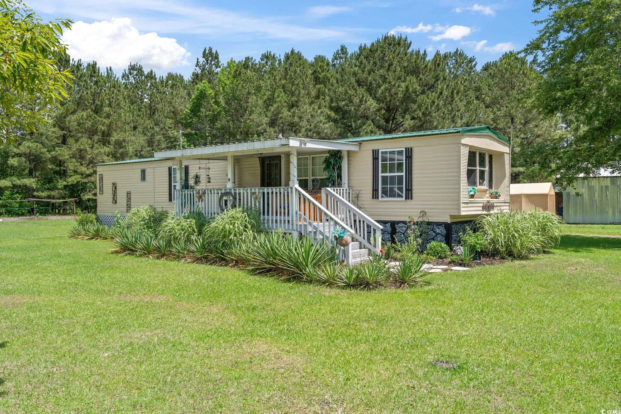 120 E V Rd. Loris, SC 29569