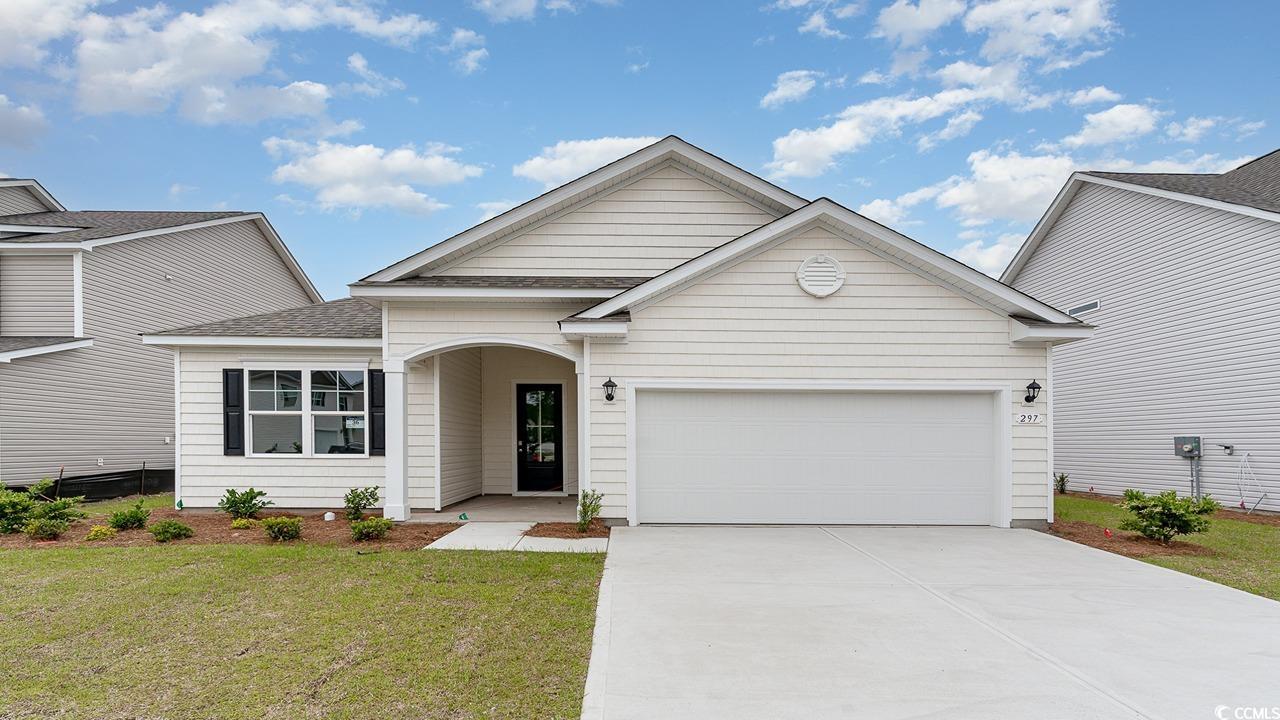 438 Clear Lake Dr. Conway, SC 29526