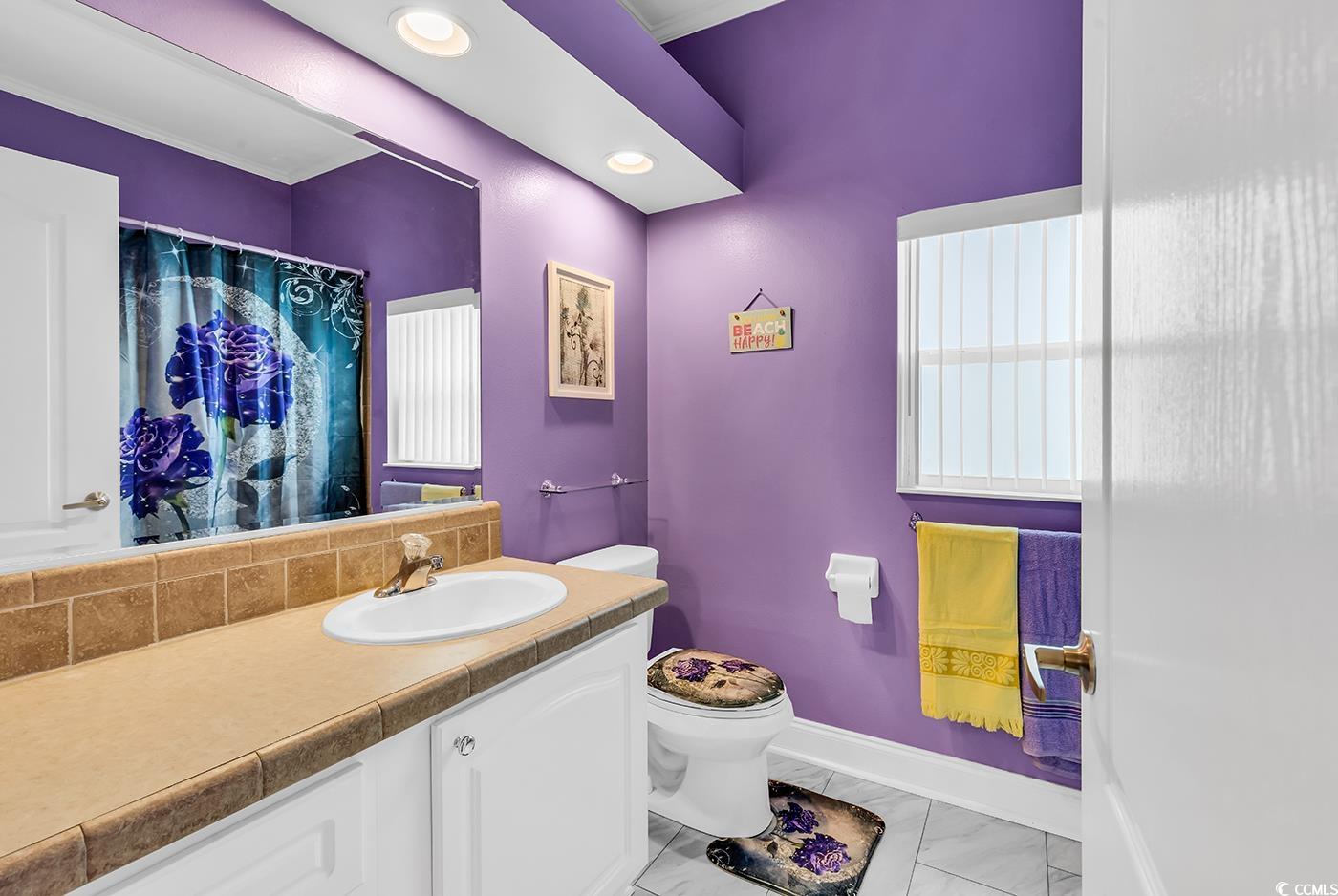121 Lakeside Crossing Dr.