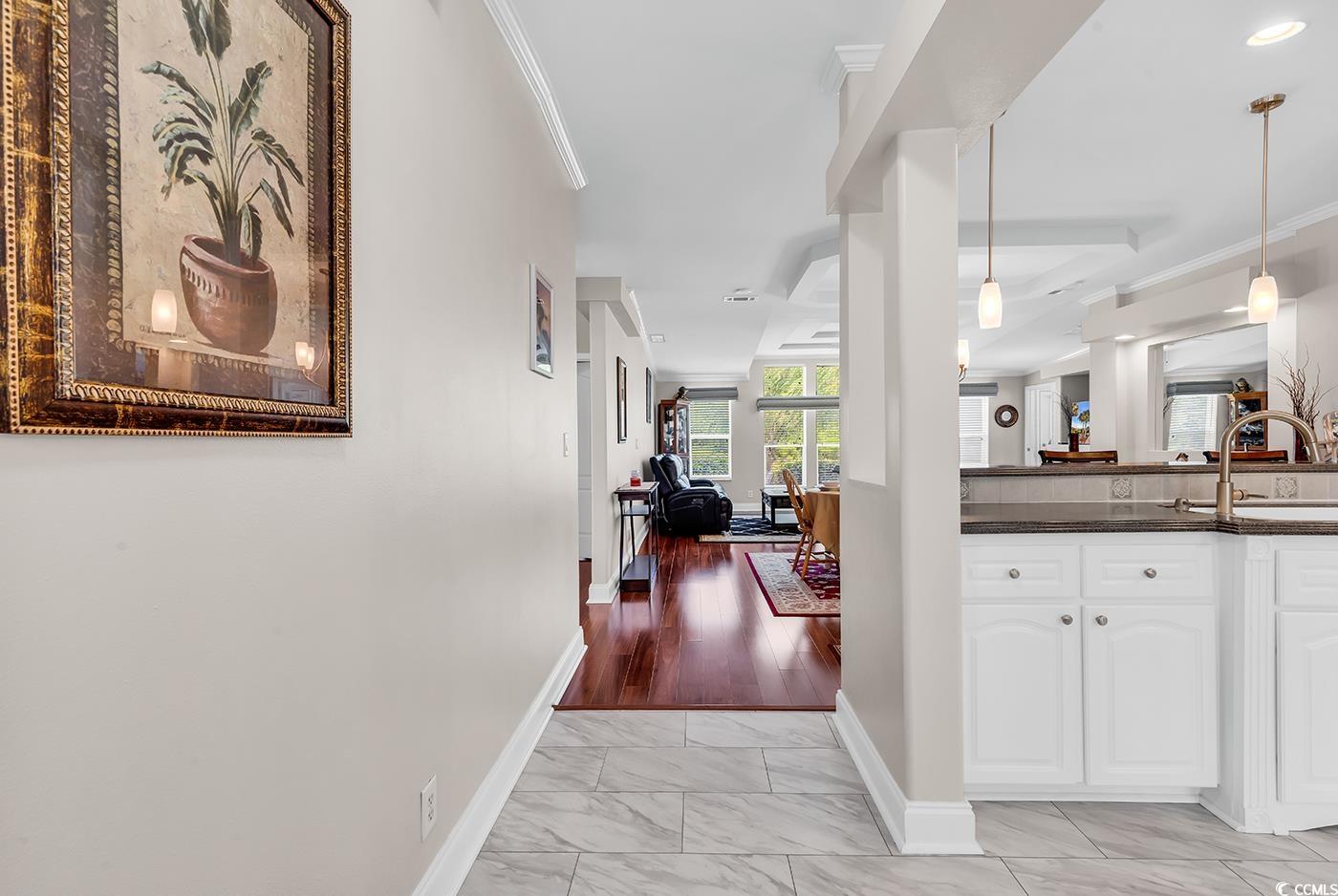 121 Lakeside Crossing Dr.