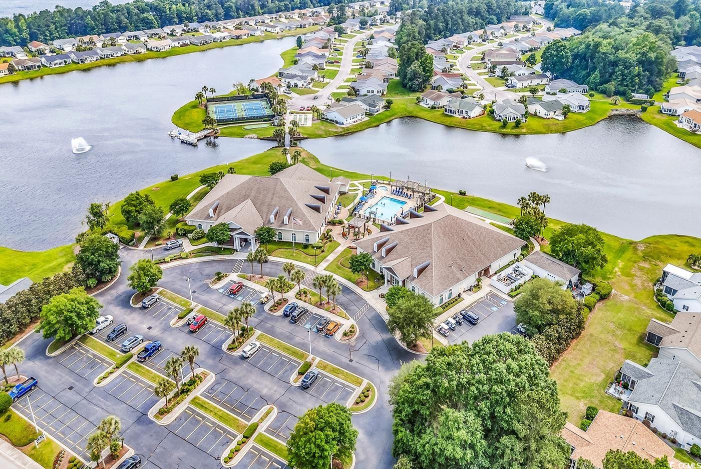 121 Lakeside Crossing Dr.