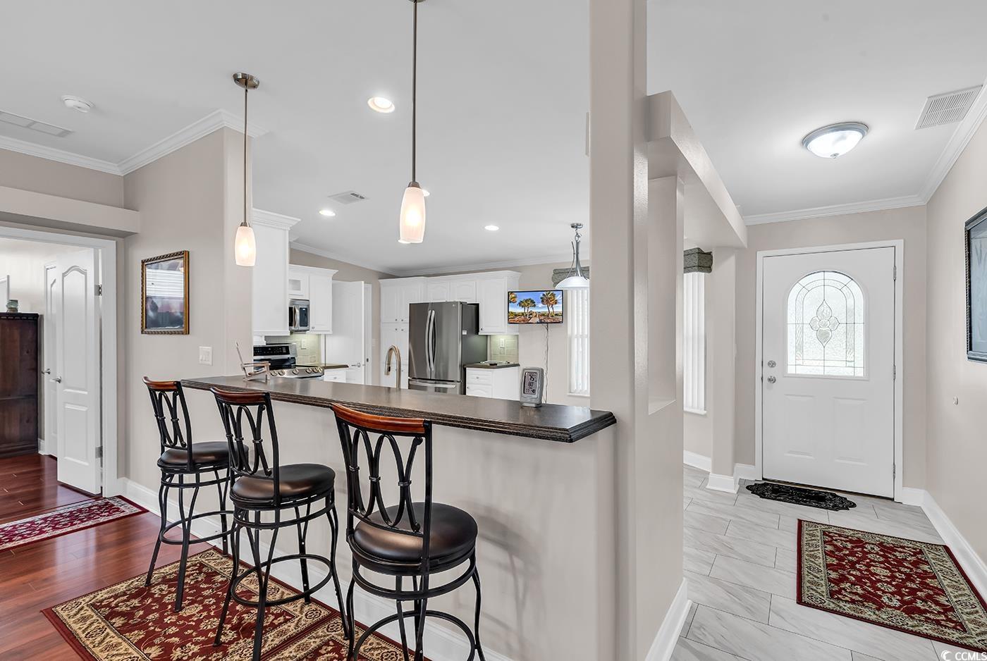 121 Lakeside Crossing Dr.