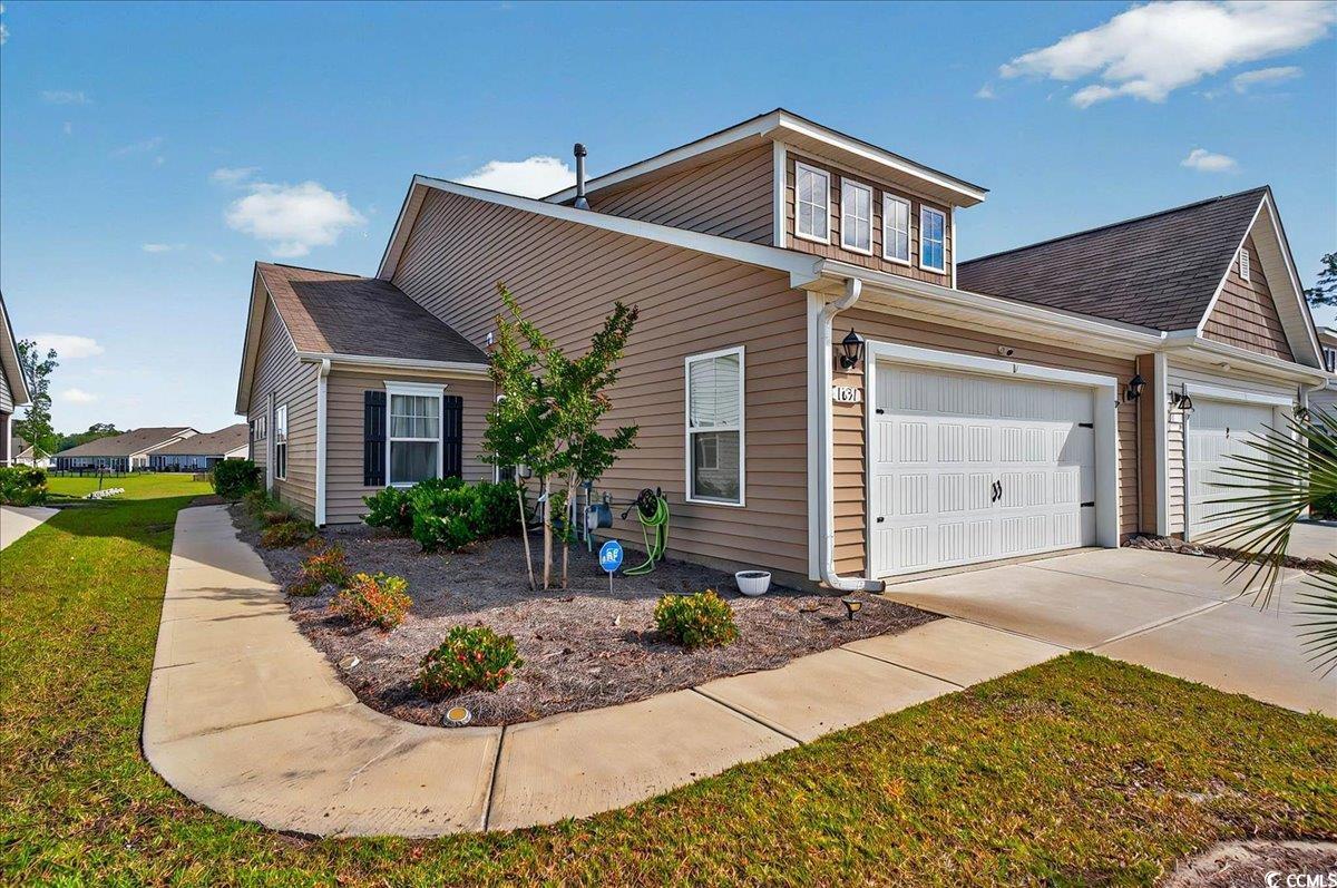 1631 Hepburn Dr. Little River, SC 29566