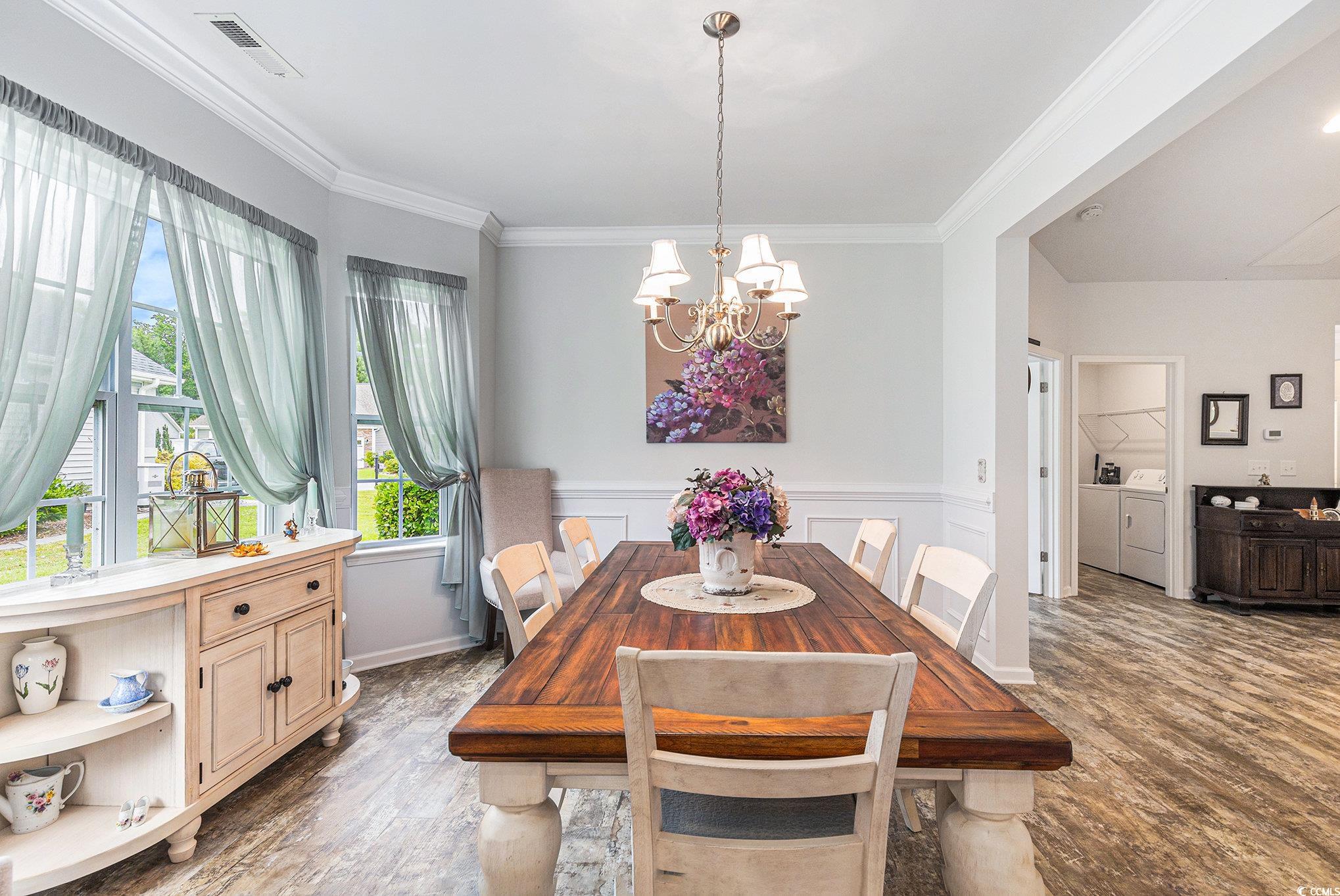 364 Palm Lakes Blvd.