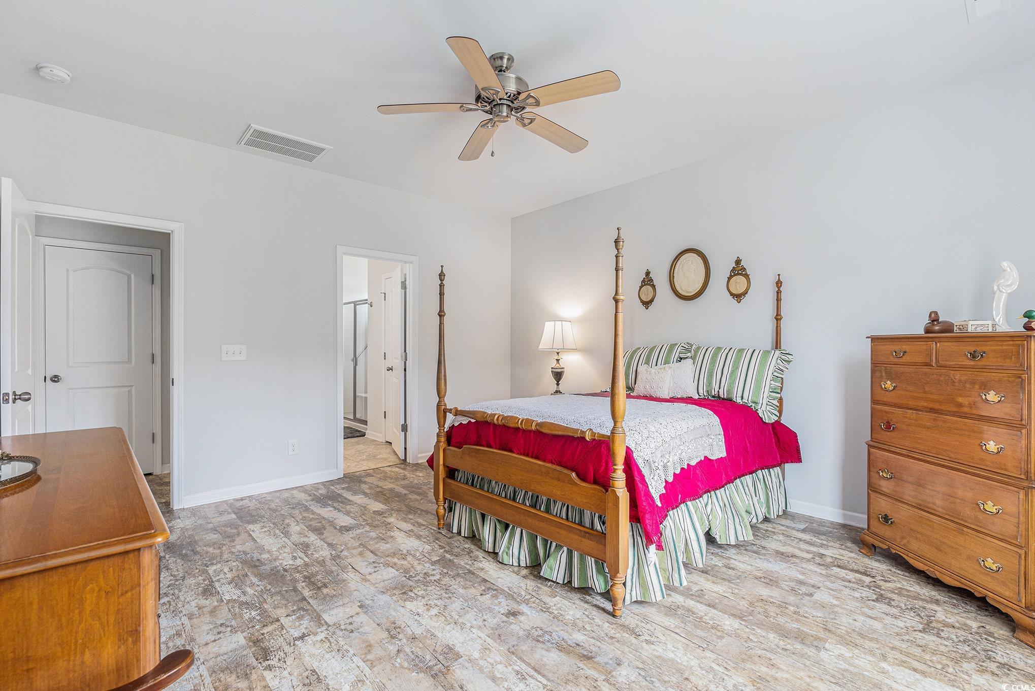 364 Palm Lakes Blvd.