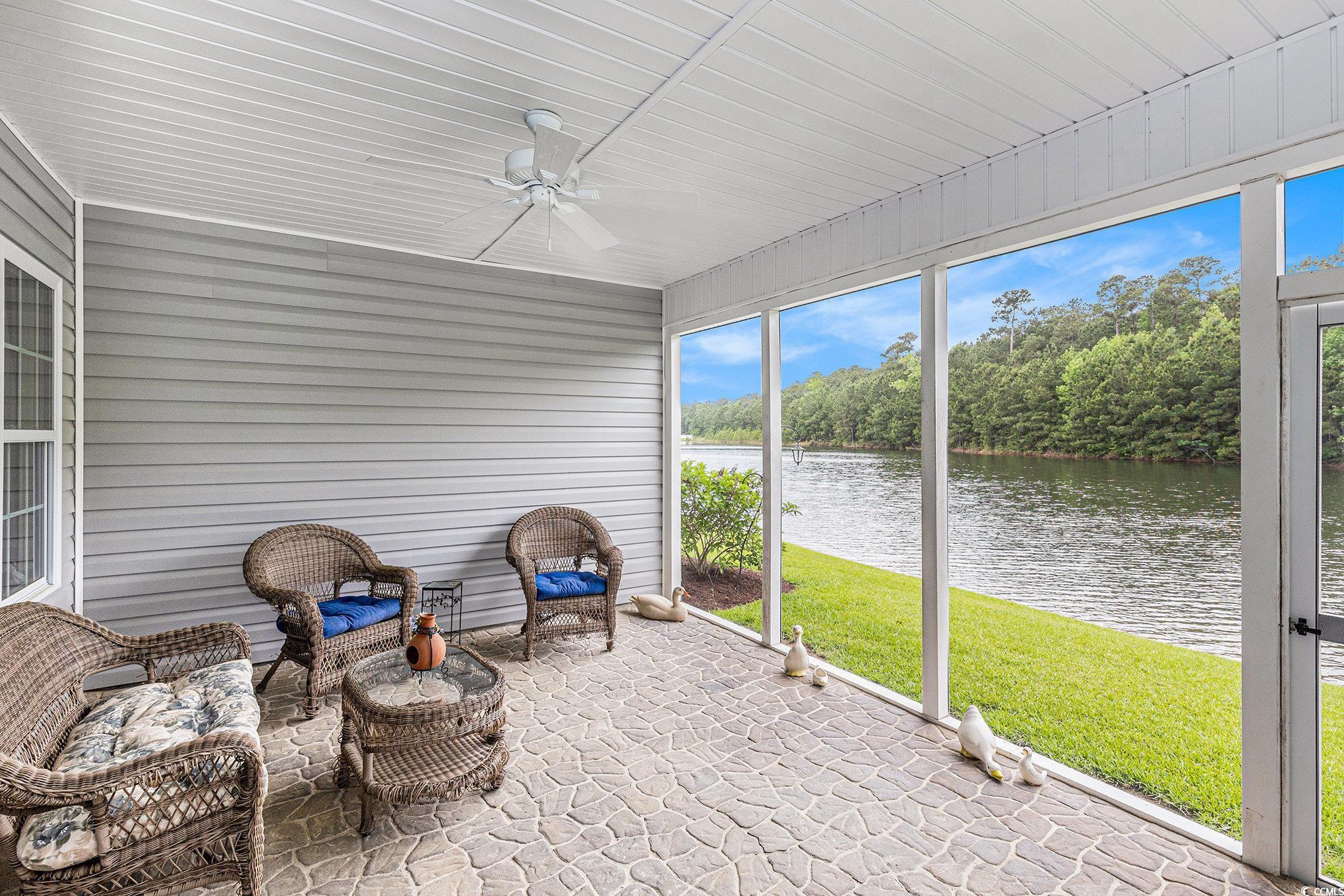 364 Palm Lakes Blvd.