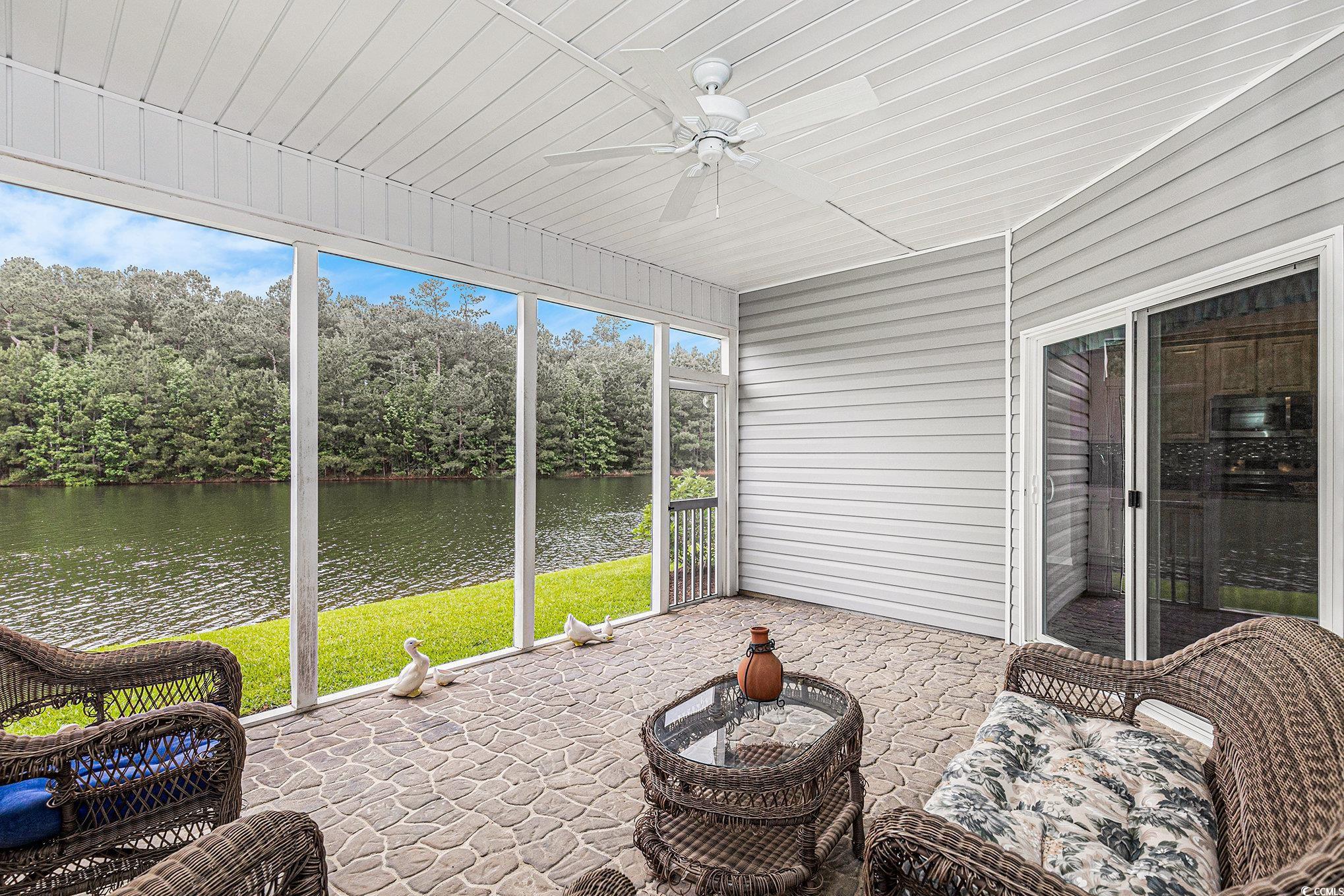 364 Palm Lakes Blvd.