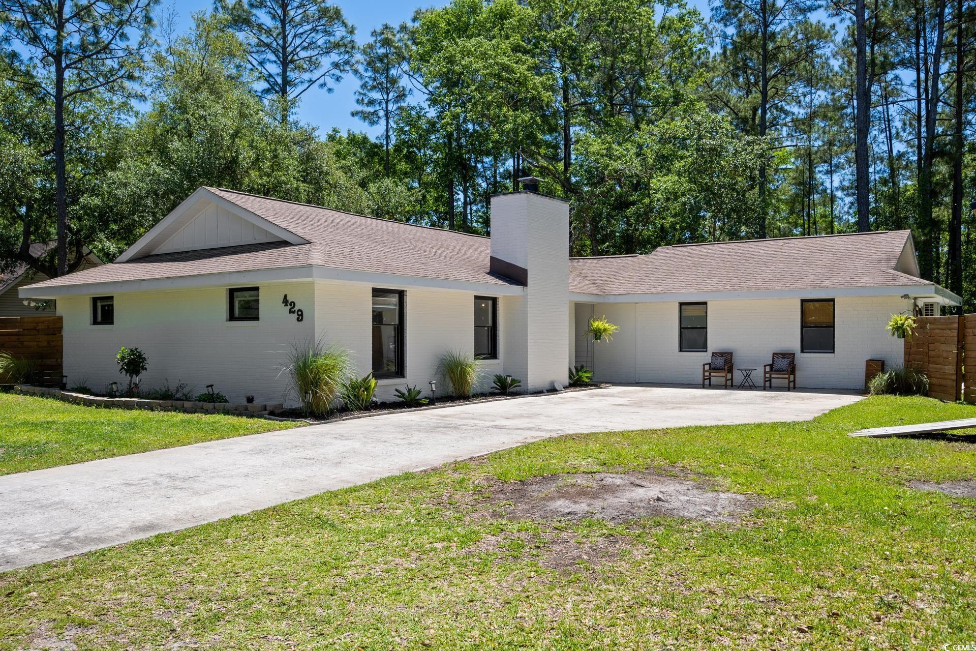 429 Springfield Rd. Pawleys Island, SC 29585