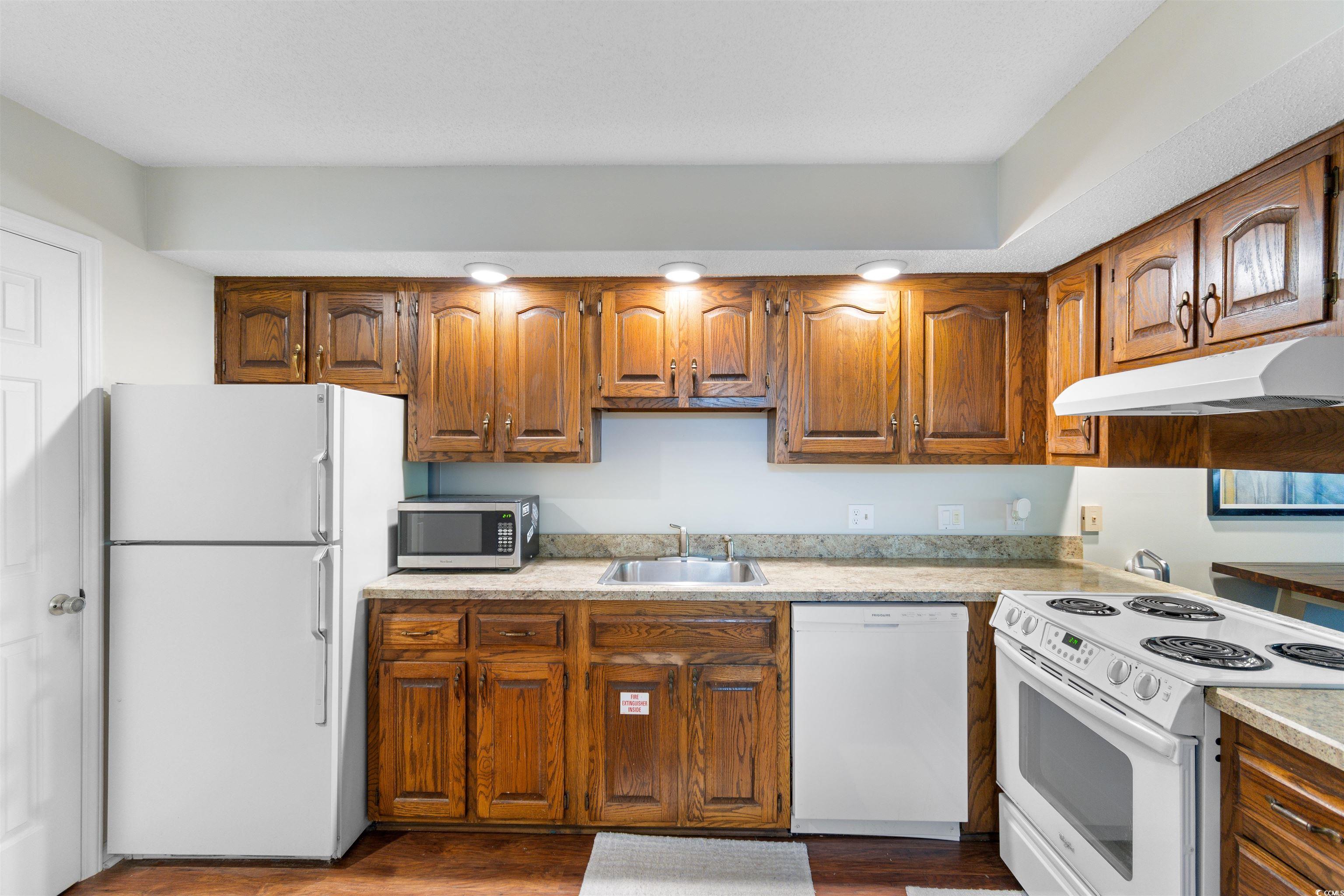4206 Pinehurst Circle #E8, Little River, South Carolina image 7
