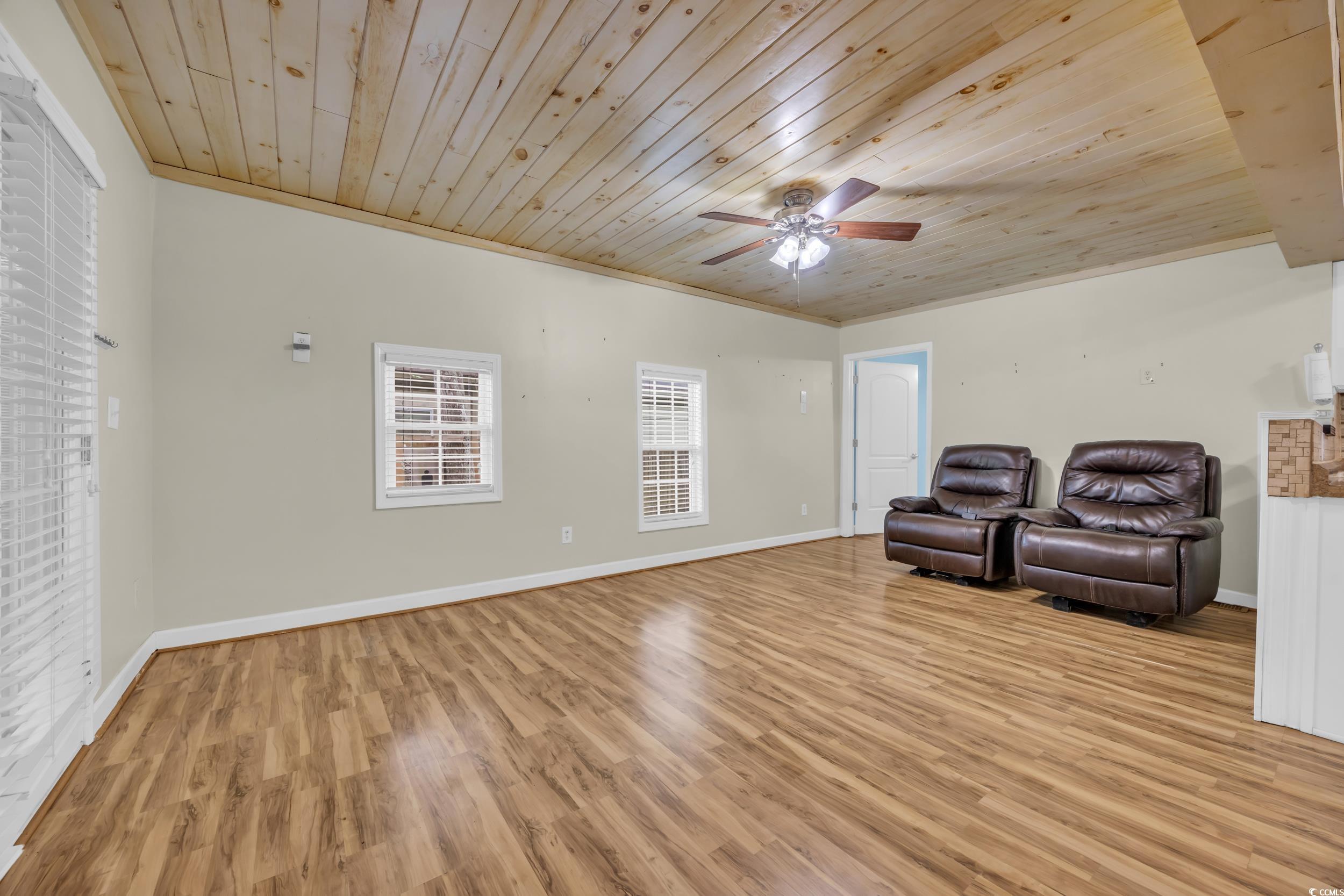 4517 Kingfisher St. North Myrtle Beach, SC 29582