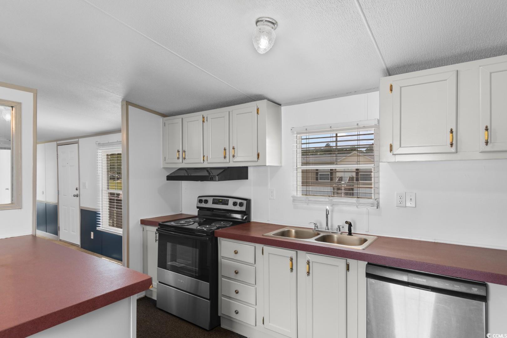 1028 Manor Ln., Conway, South Carolina image 3