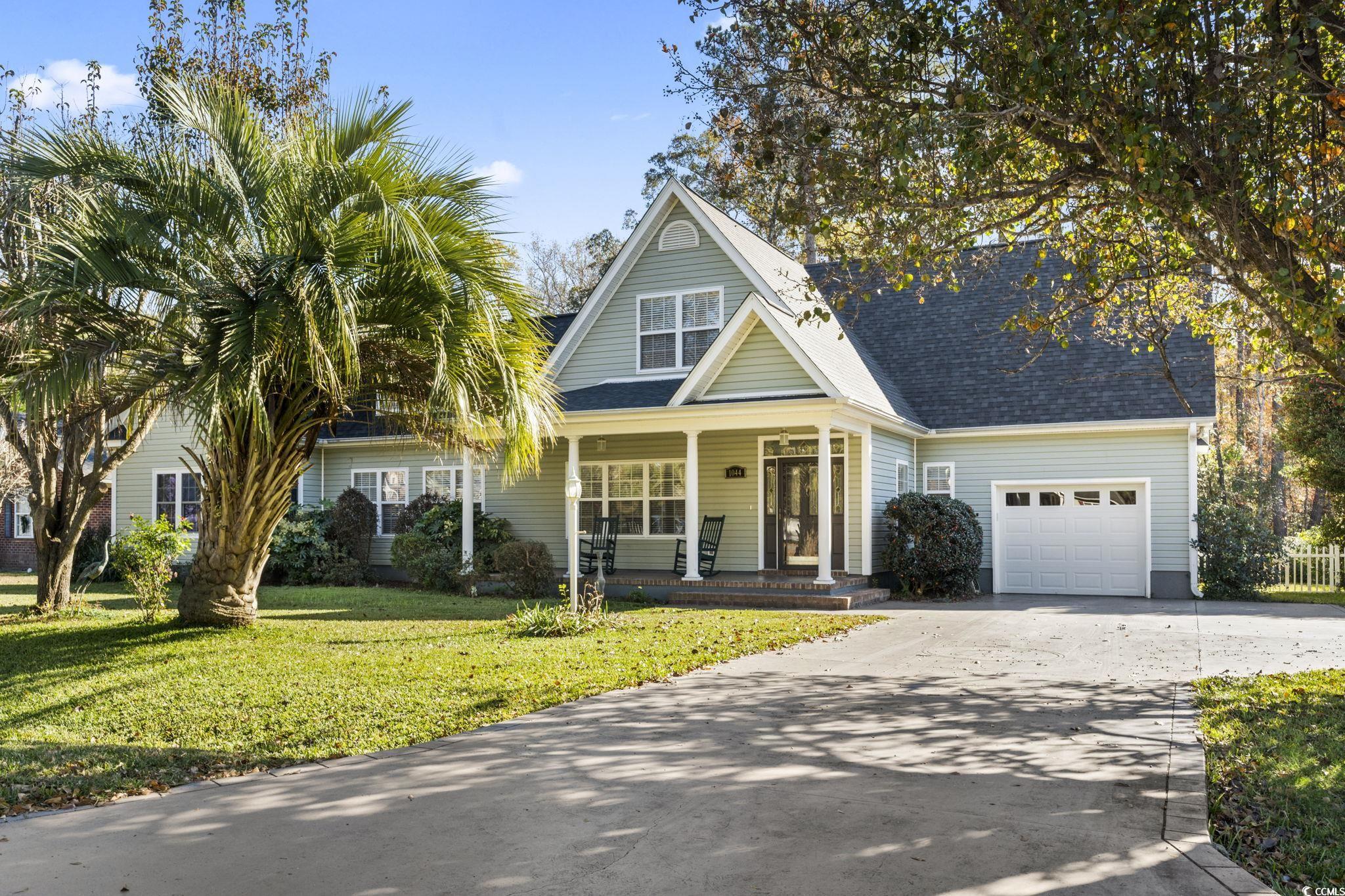 1044 Martin Ln. Conway, SC 29526