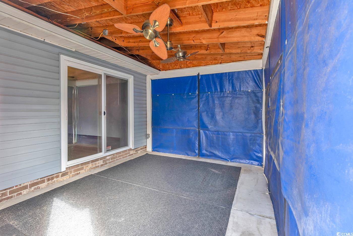 405 Flagstone Dr.