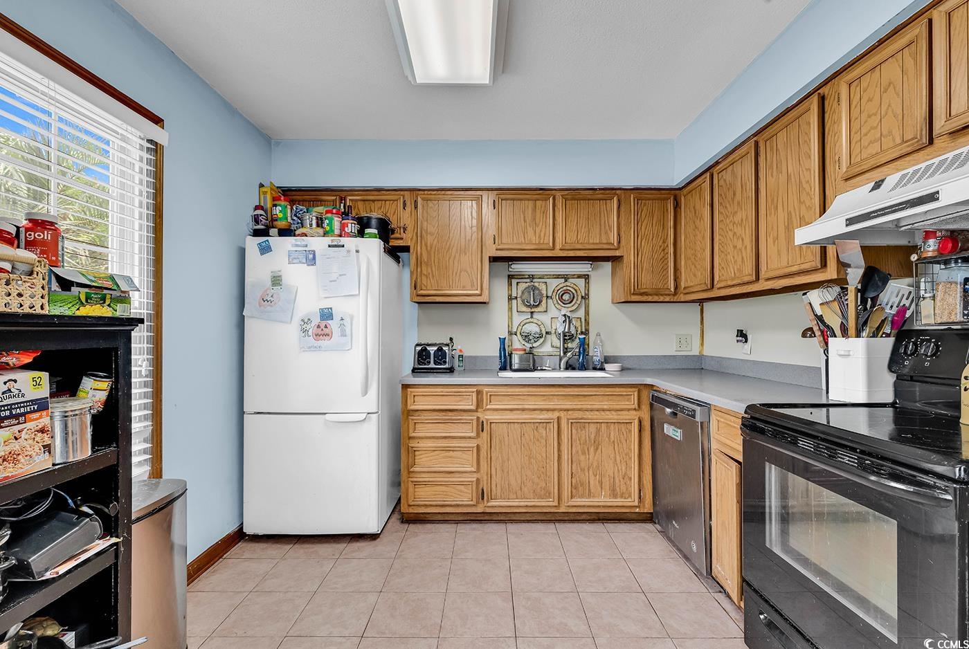 405 Flagstone Dr.