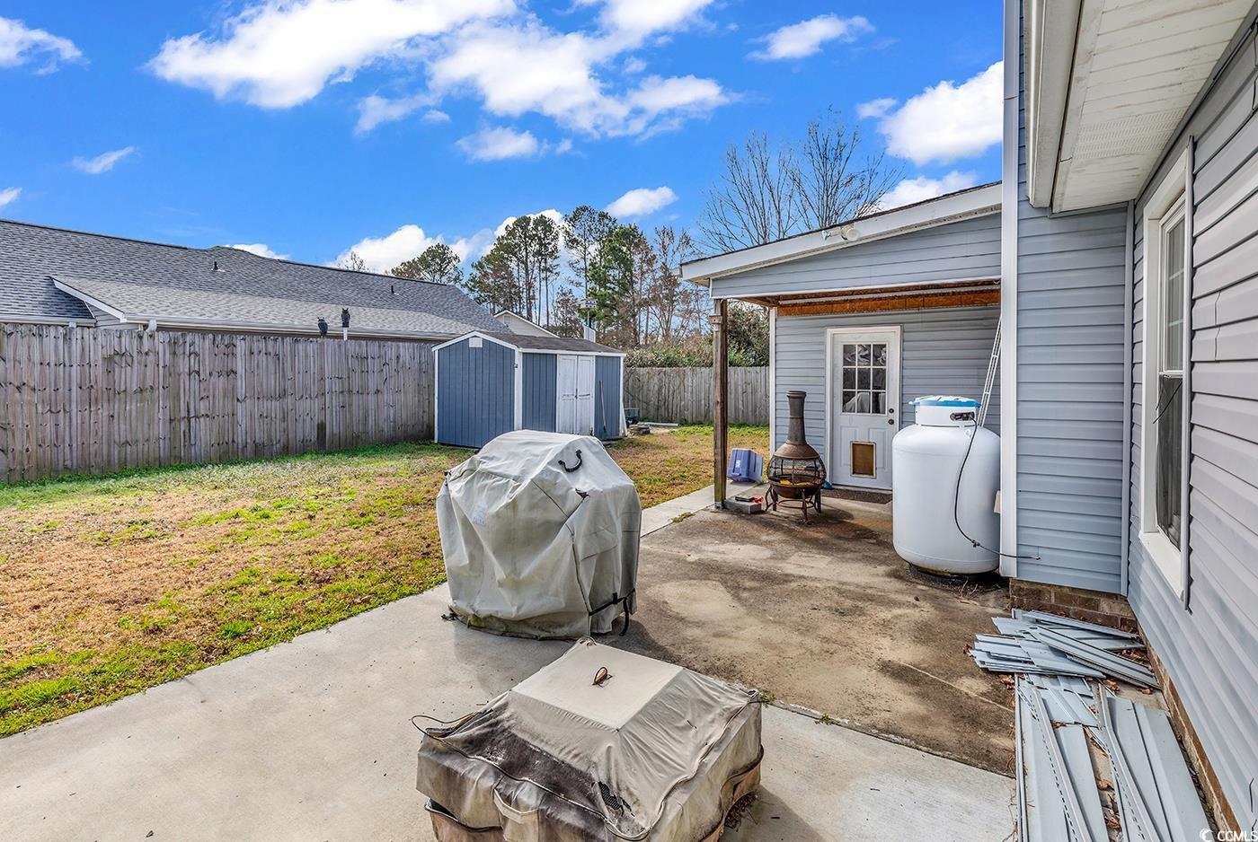 405 Flagstone Dr.