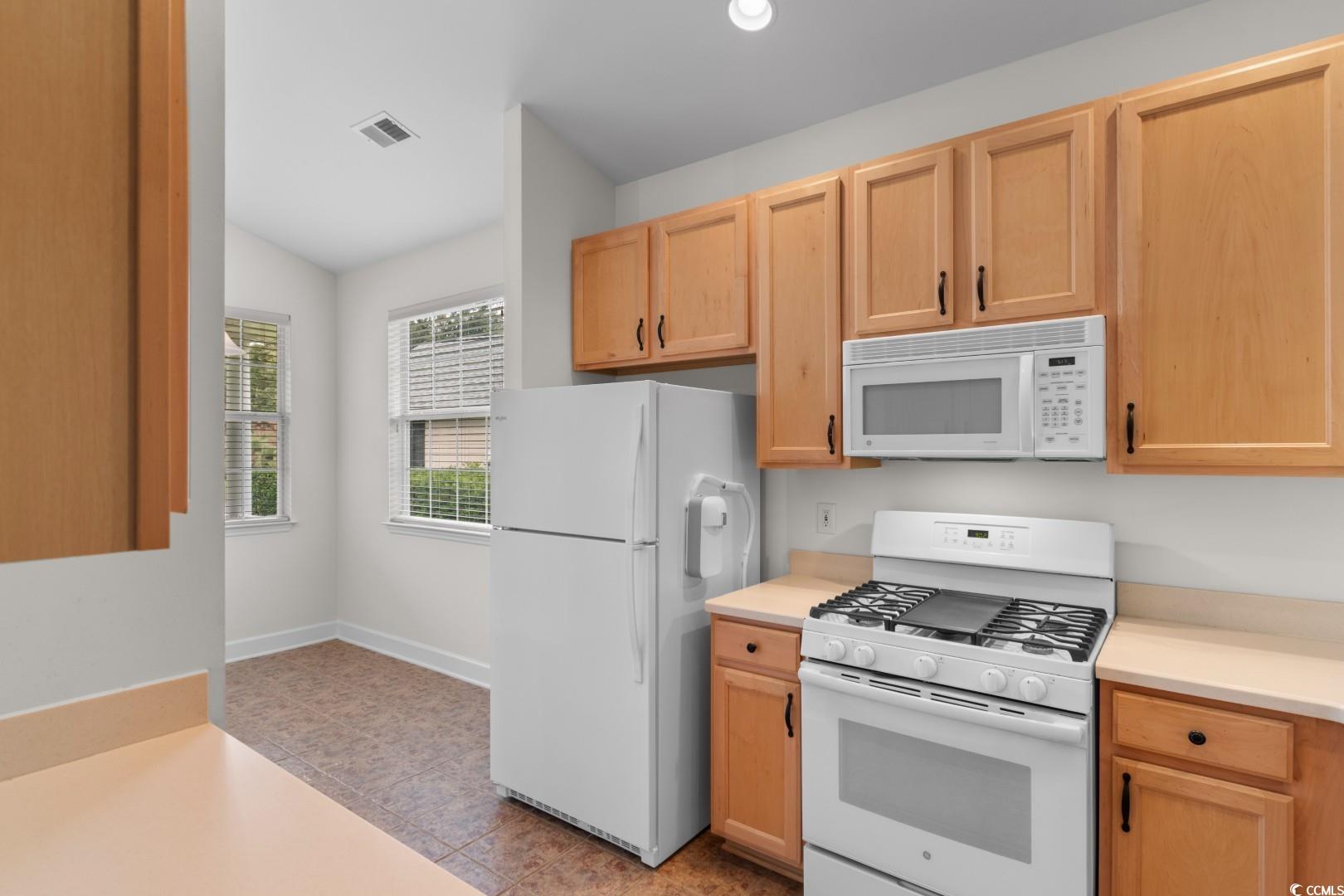 821 Laquinta Loop, Murrells Inlet, South Carolina image 4