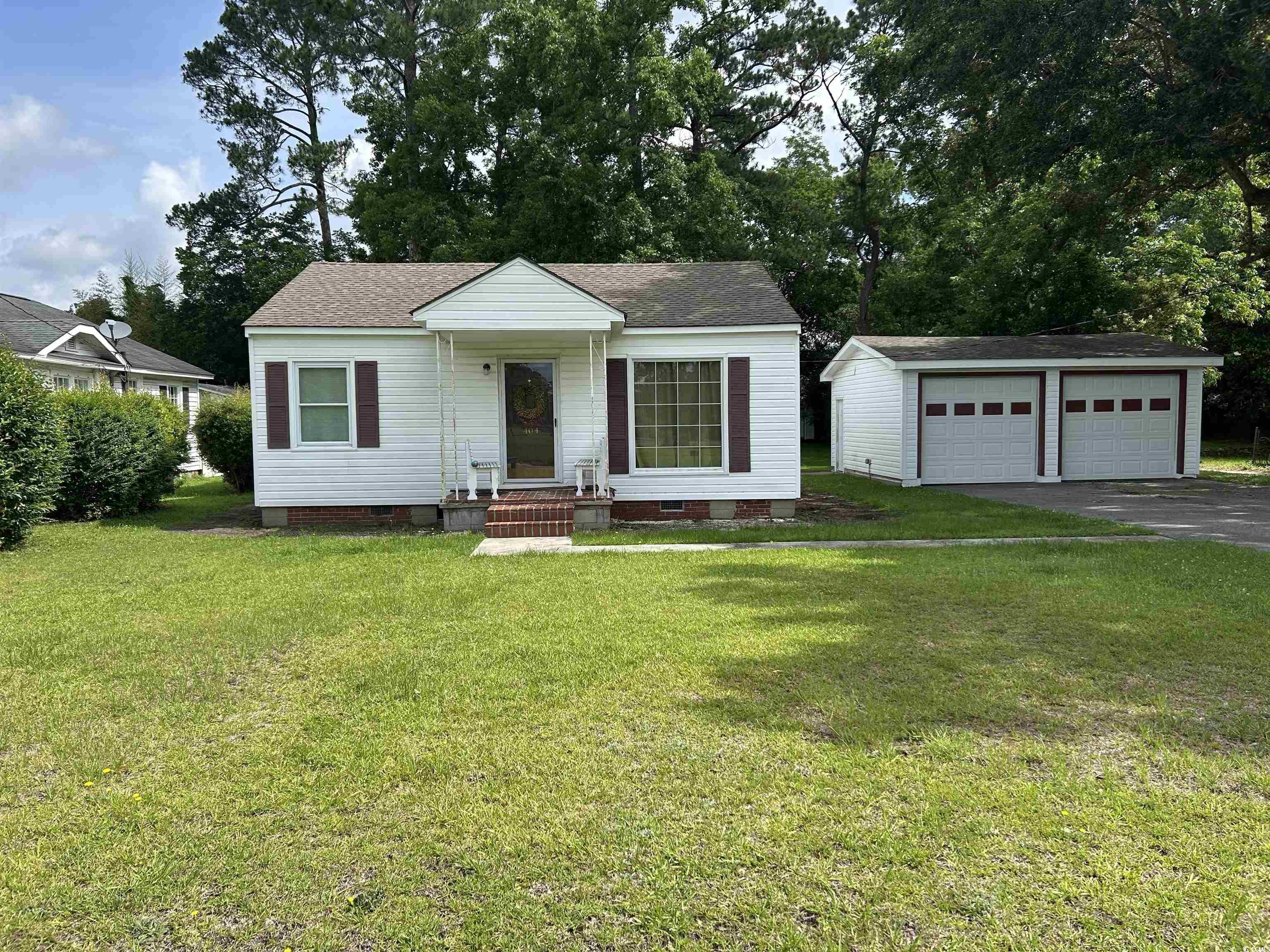 404 E Andrews St. Hemingway, SC 29554