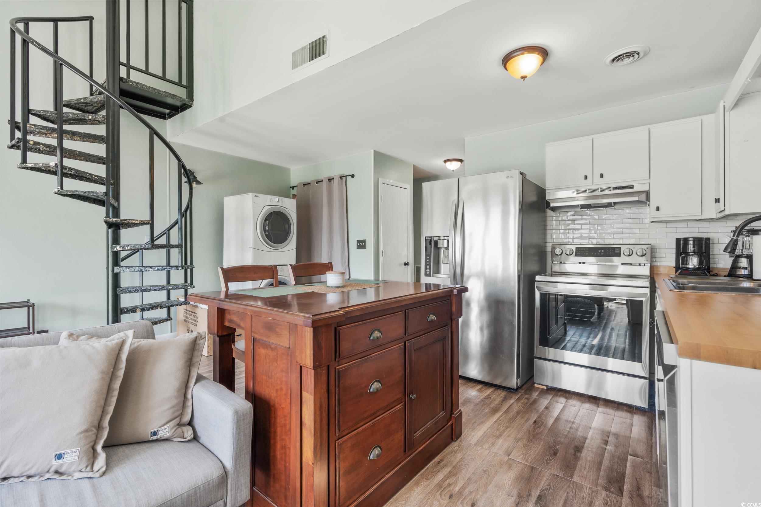 3700 Golf Colony Lane