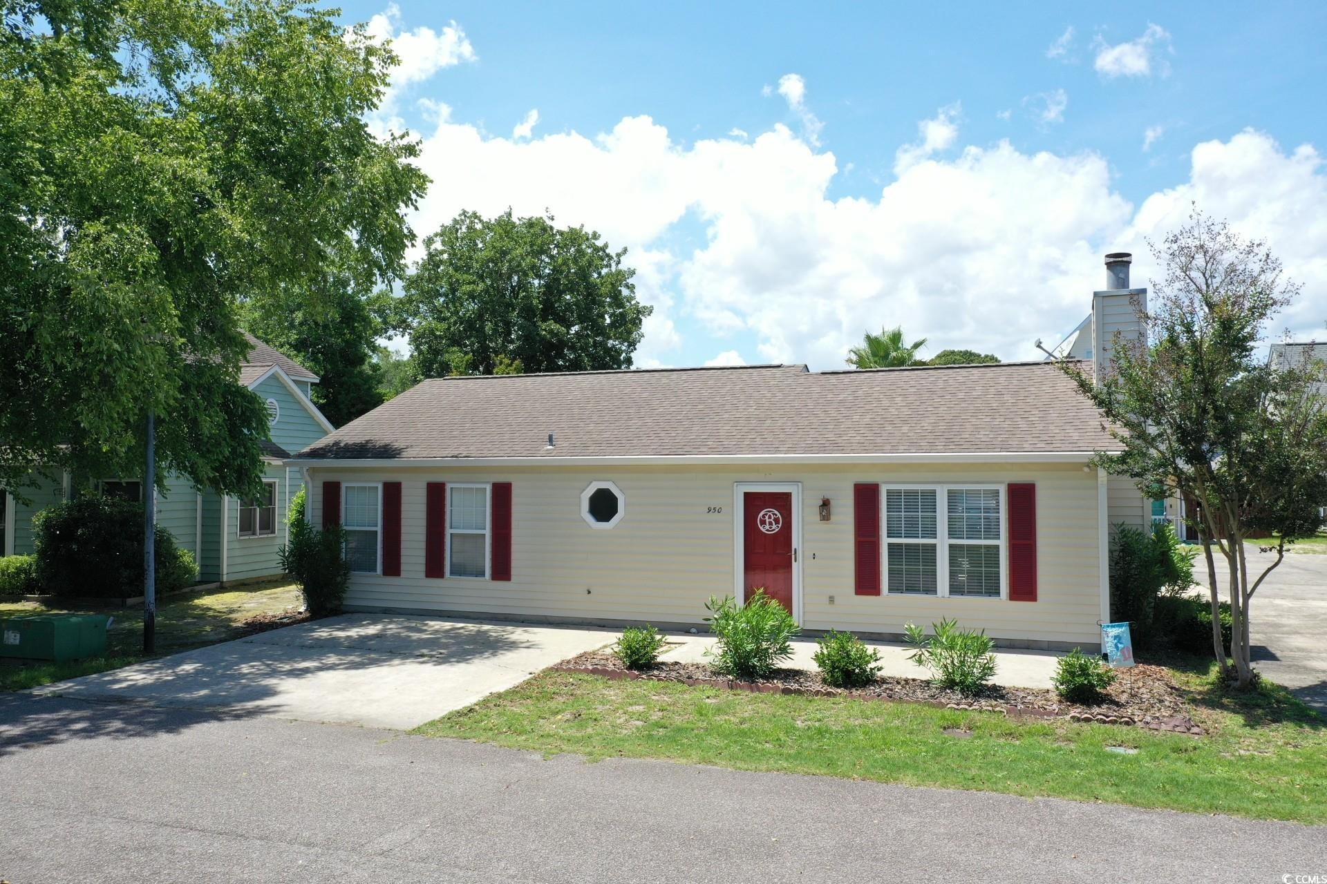 950 Tiffany Ln. North Myrtle Beach, SC 29582