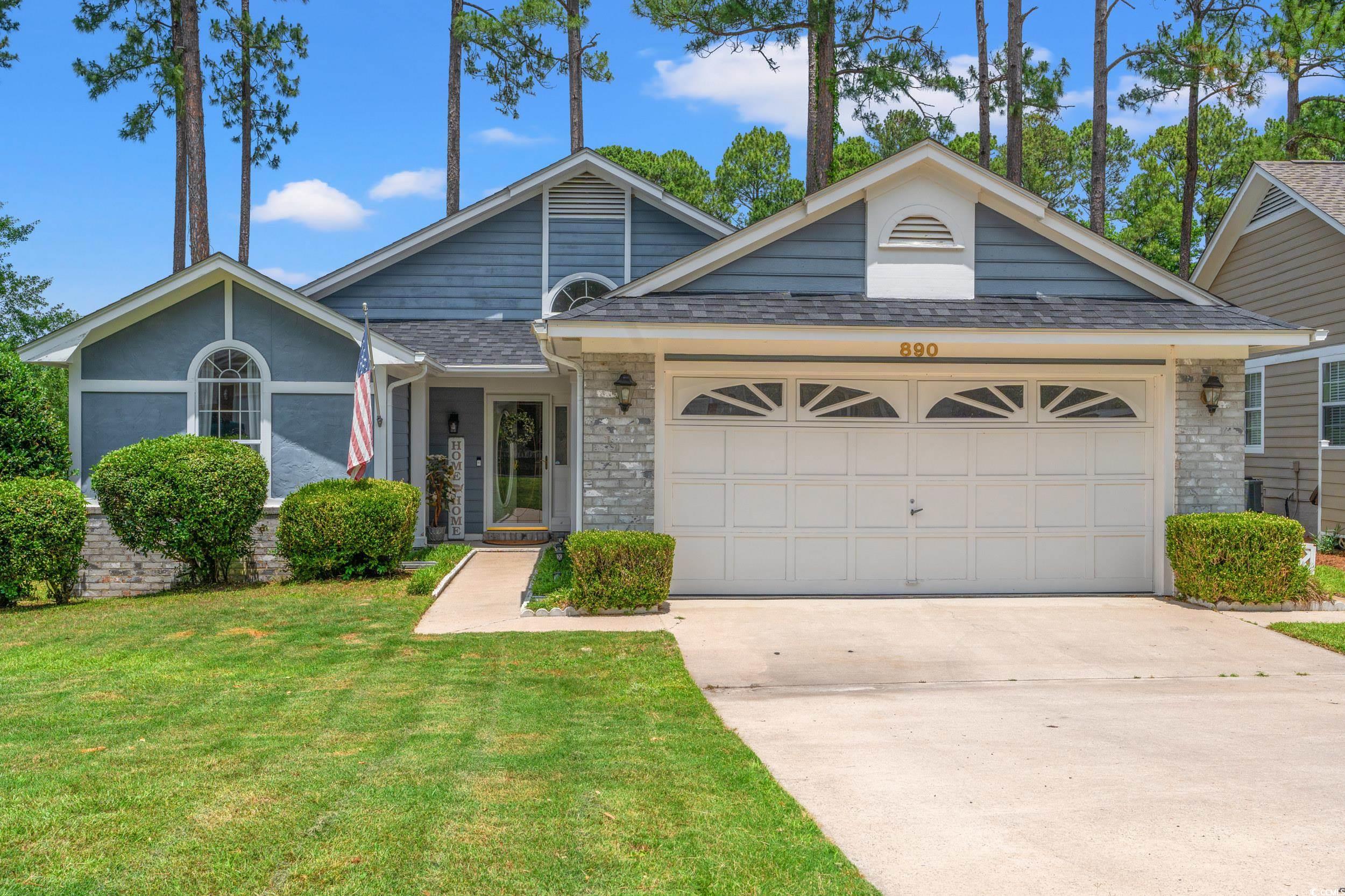 890 Knoll Dr. Little River, SC 29566