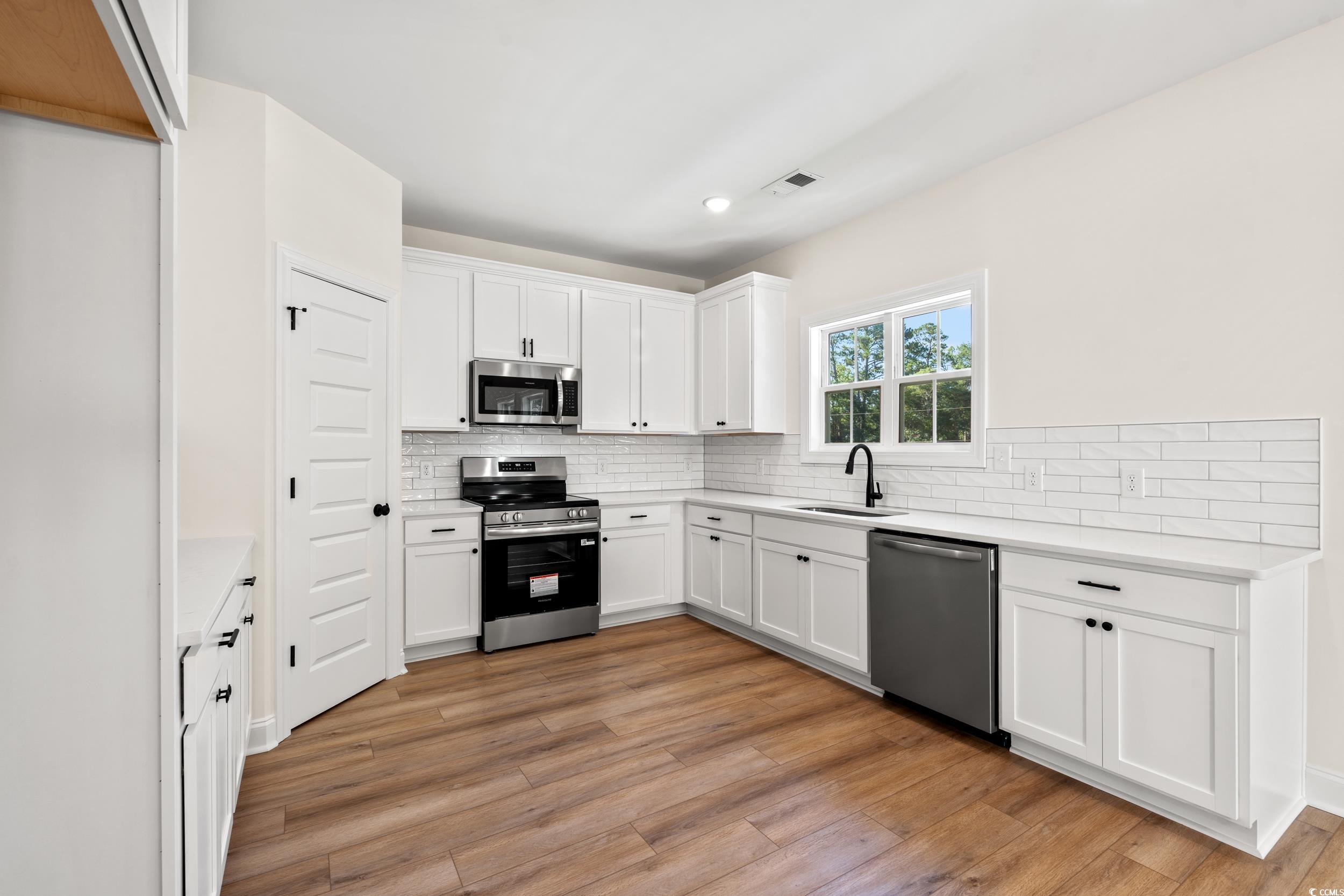 2426 Park St., North Myrtle Beach, South Carolina image 8
