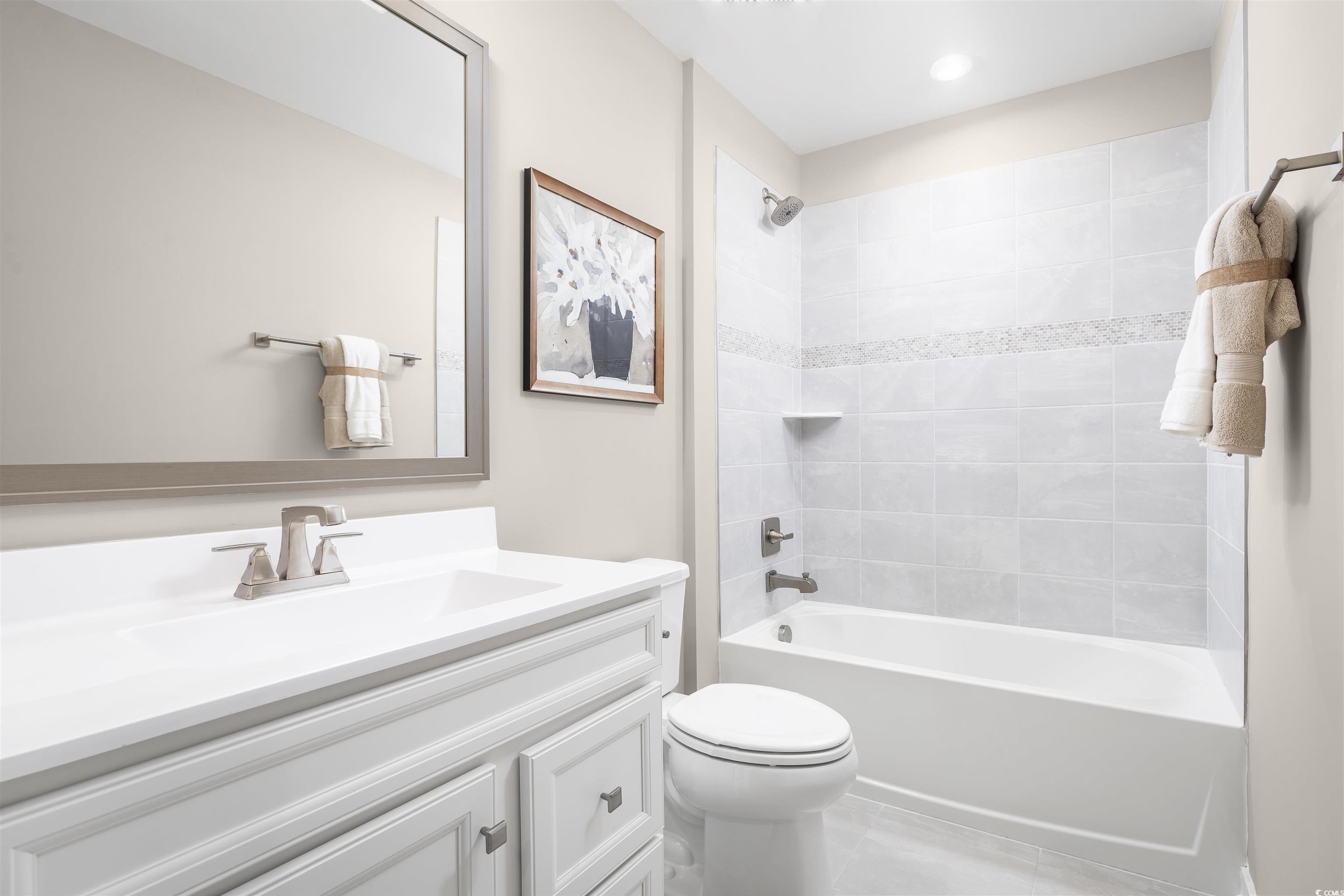 2315 Elowen Ln. UNIT 9E Longs, SC 29568