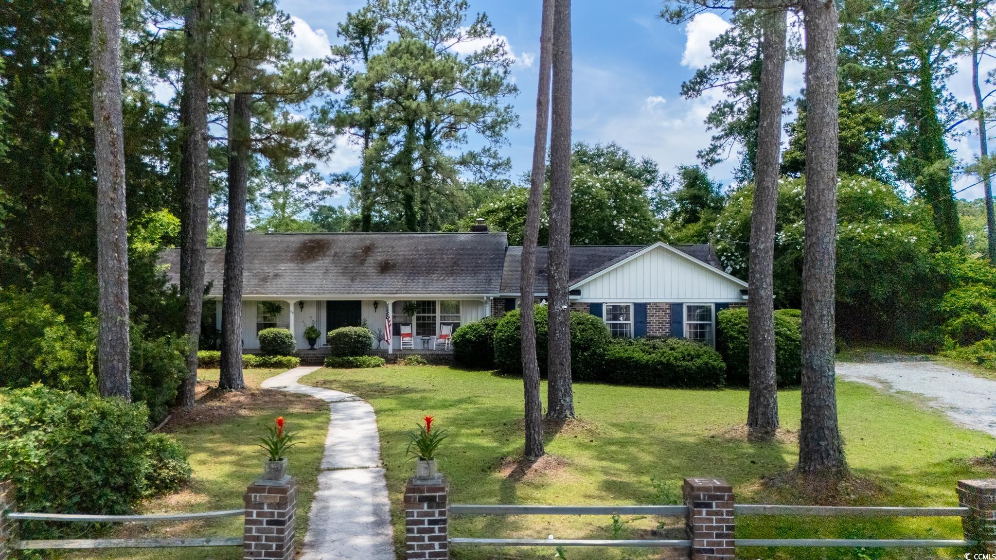 59 Bay Tree Ln. Pawleys Island, SC 29585