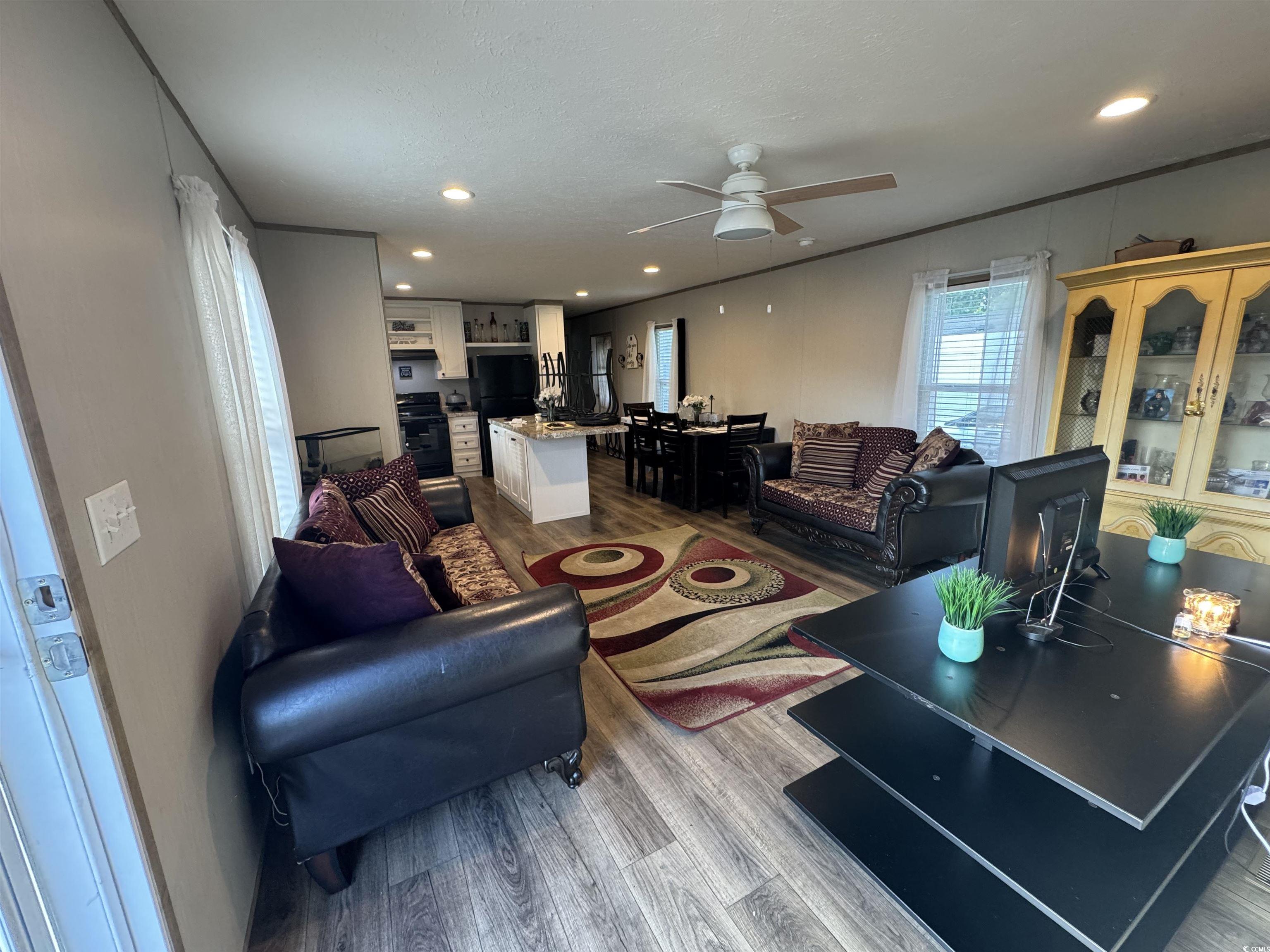 3308 S Dingle Dr, Florence, South Carolina image 2