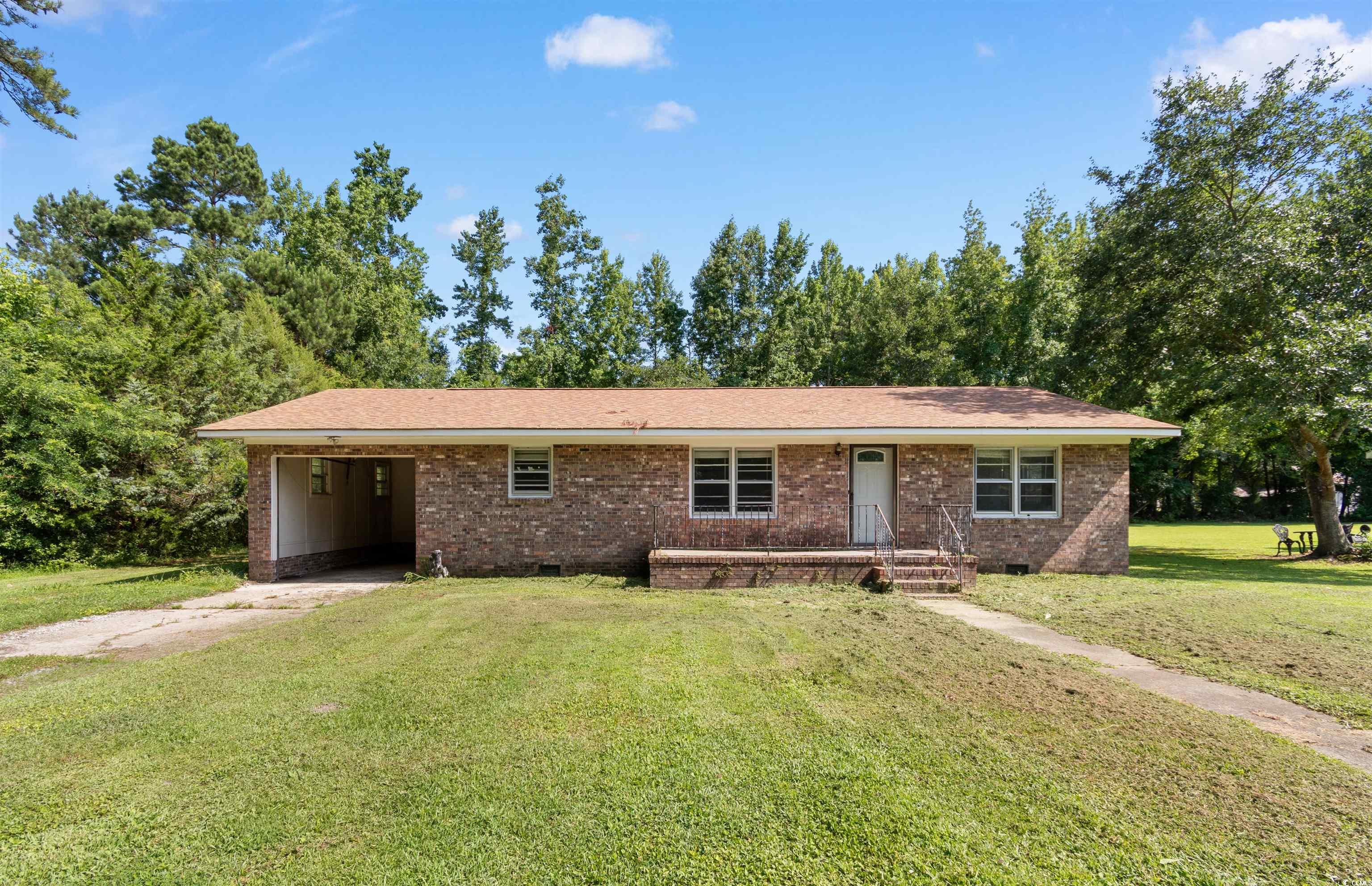 5 Dogwood St., Hemingway, South Carolina image 1