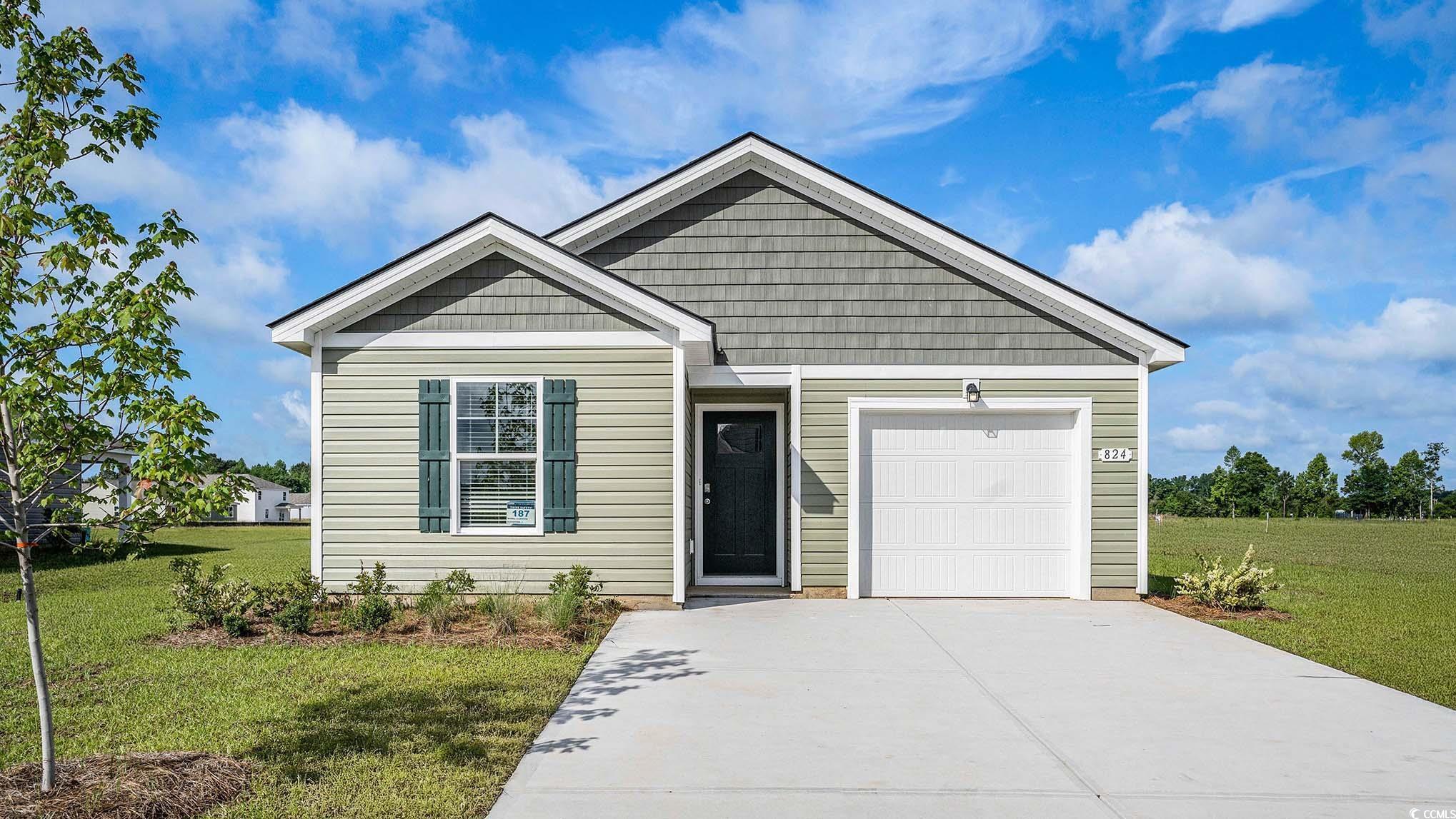 560 Strawberry Field Way Galivants Ferry, SC 29544