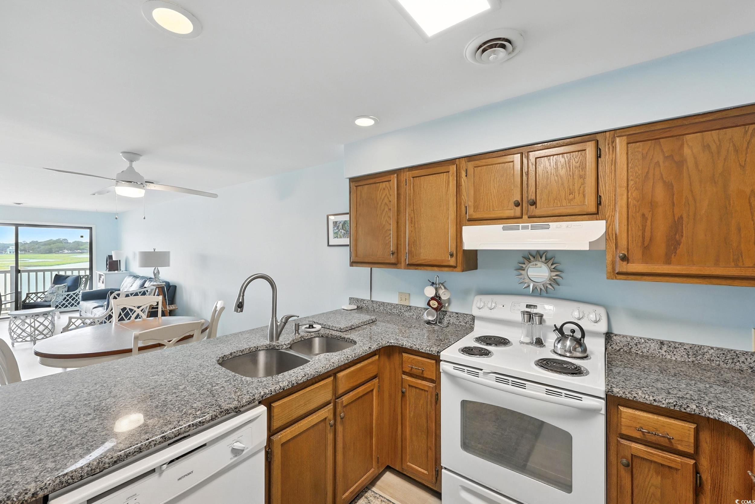 312 42nd Ave. N #B2, North Myrtle Beach, South Carolina image 6
