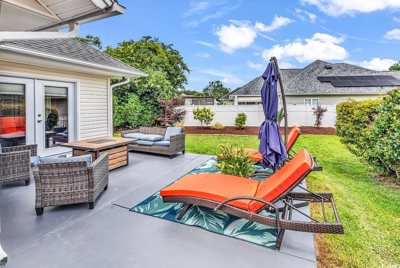 7977 Leeward Ln.