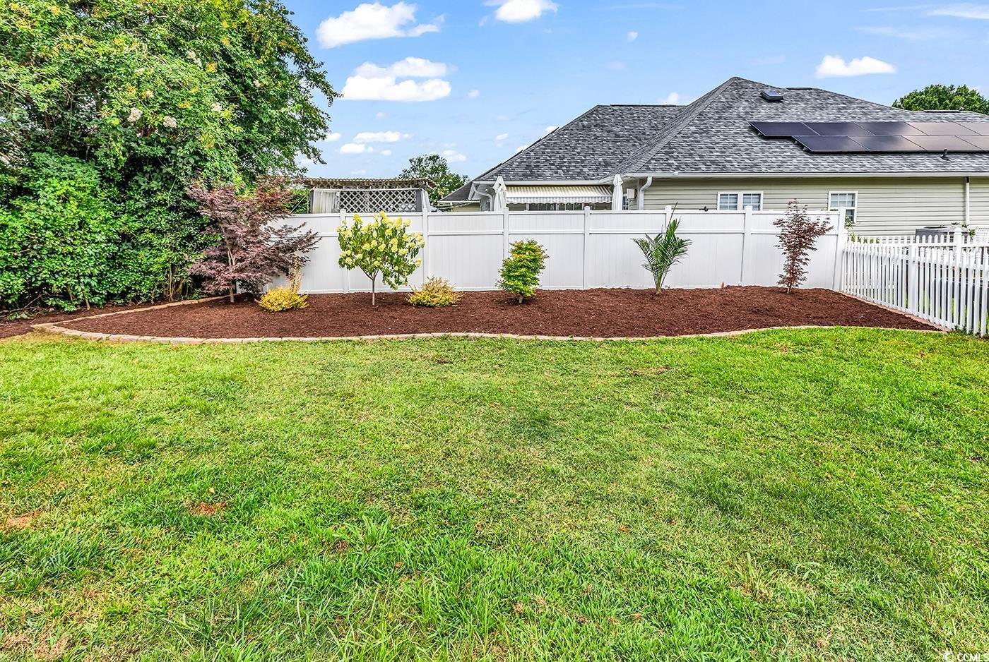 7977 Leeward Ln.