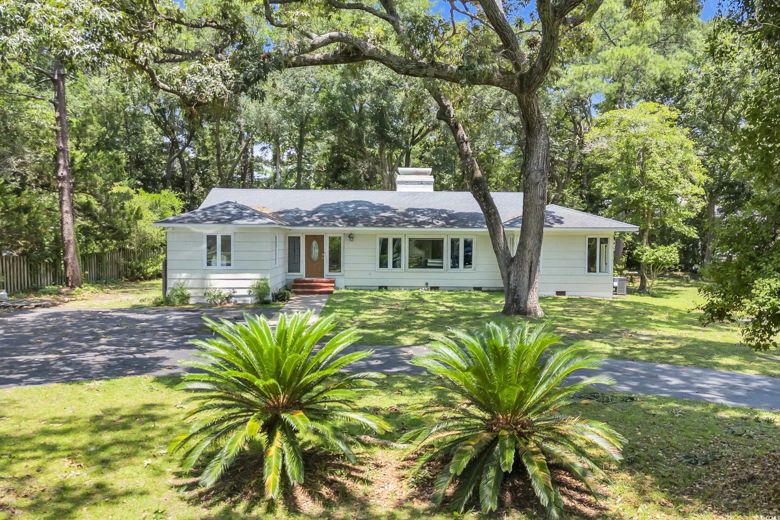 231 Live Oak Ln. Myrtle Beach, SC 29572