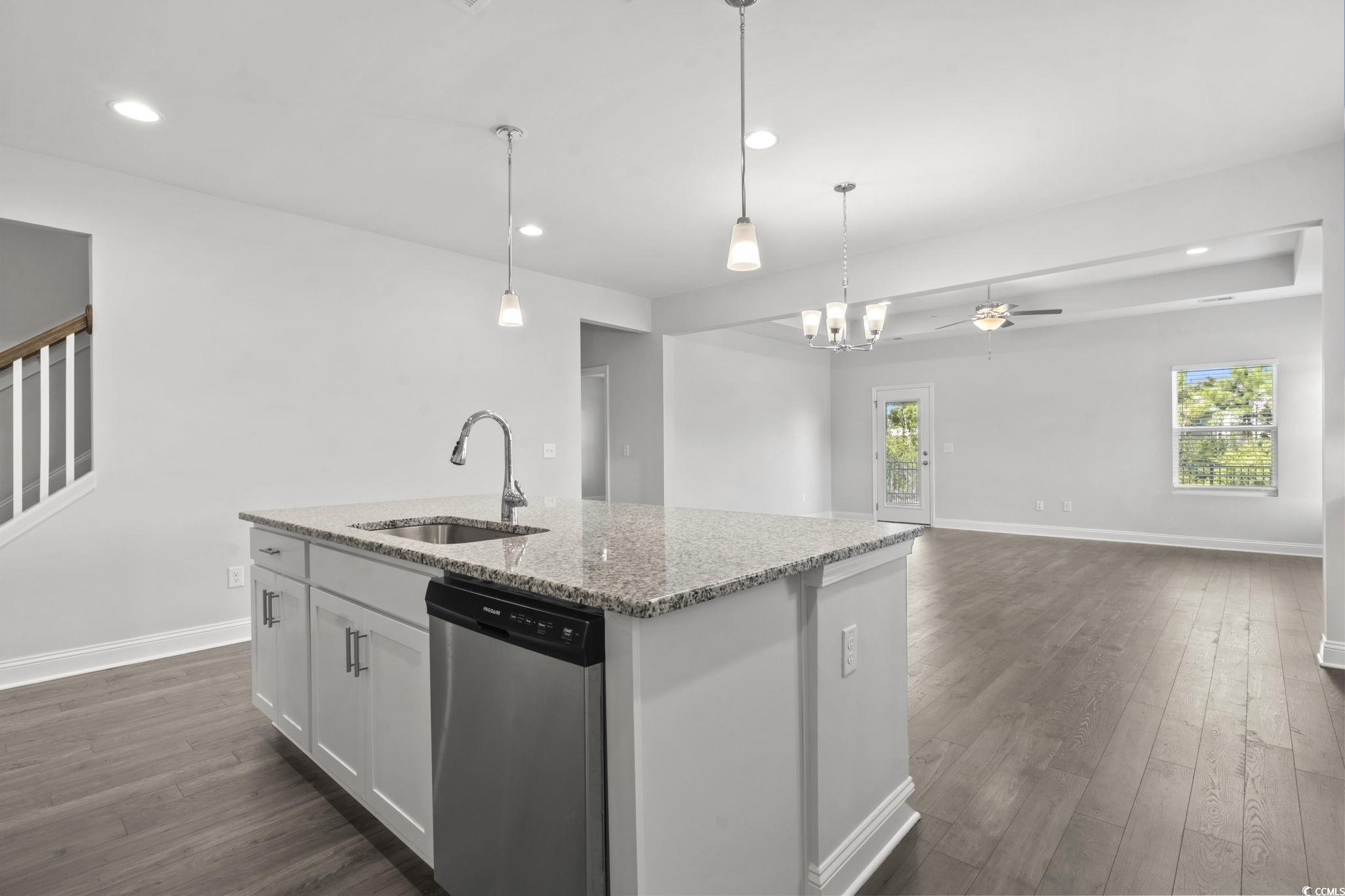 225 Astoria Park Loop, Conway, Texas image 12