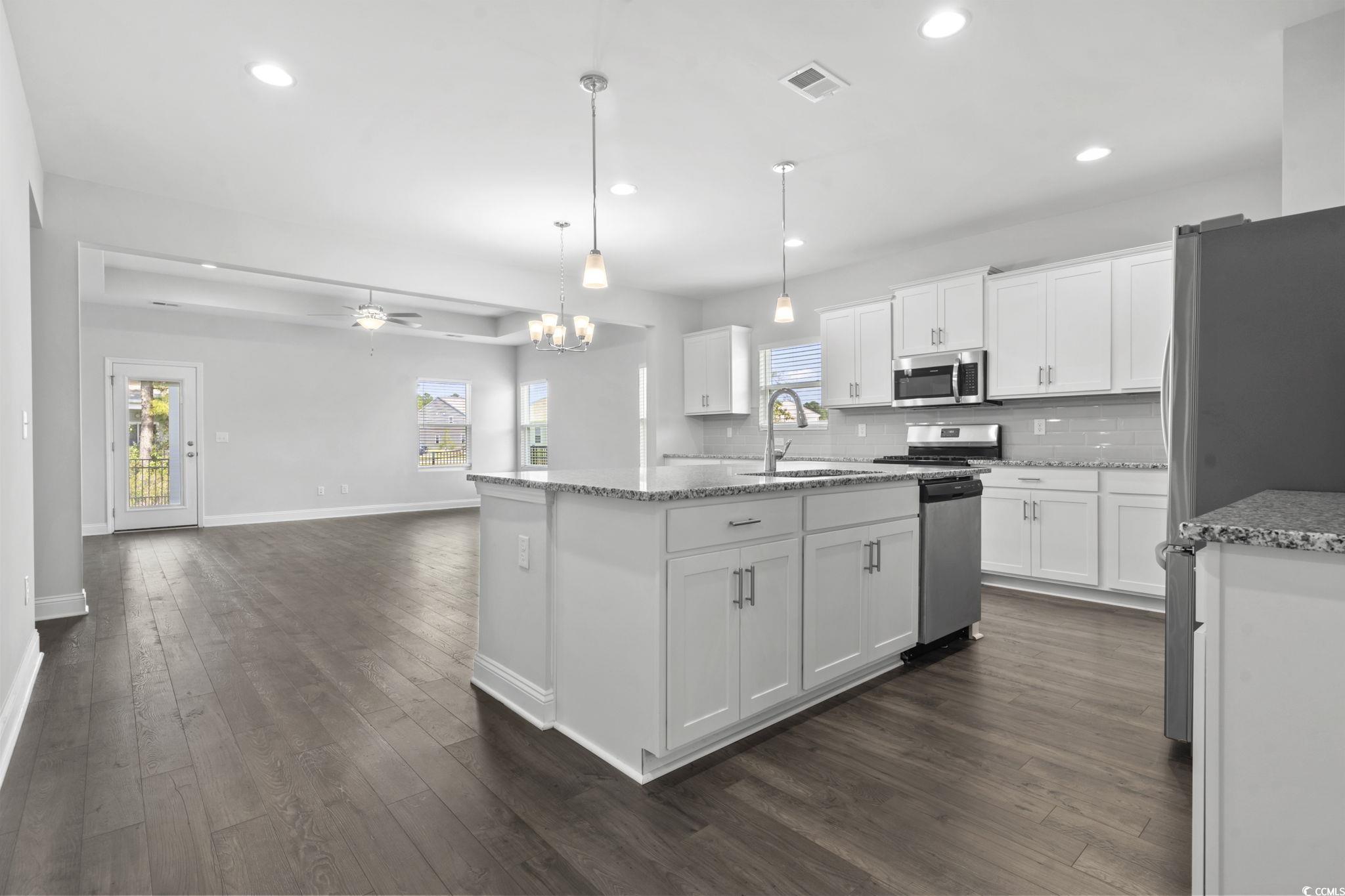 225 Astoria Park Loop, Conway, Texas image 8
