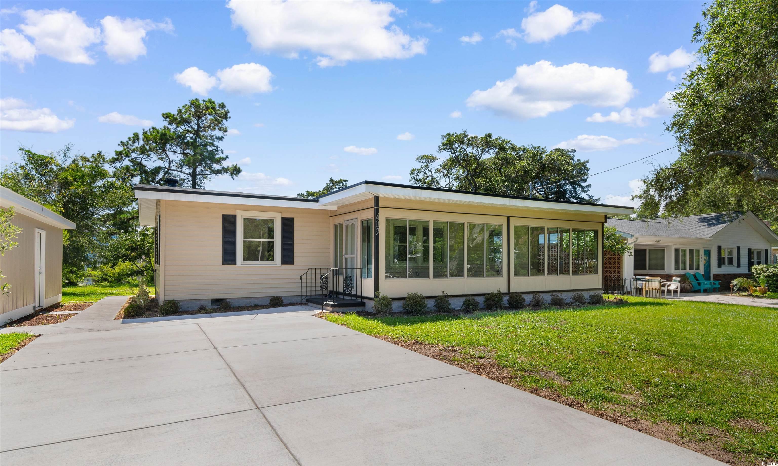 409 14th Ave. S North Myrtle Beach, SC 29582