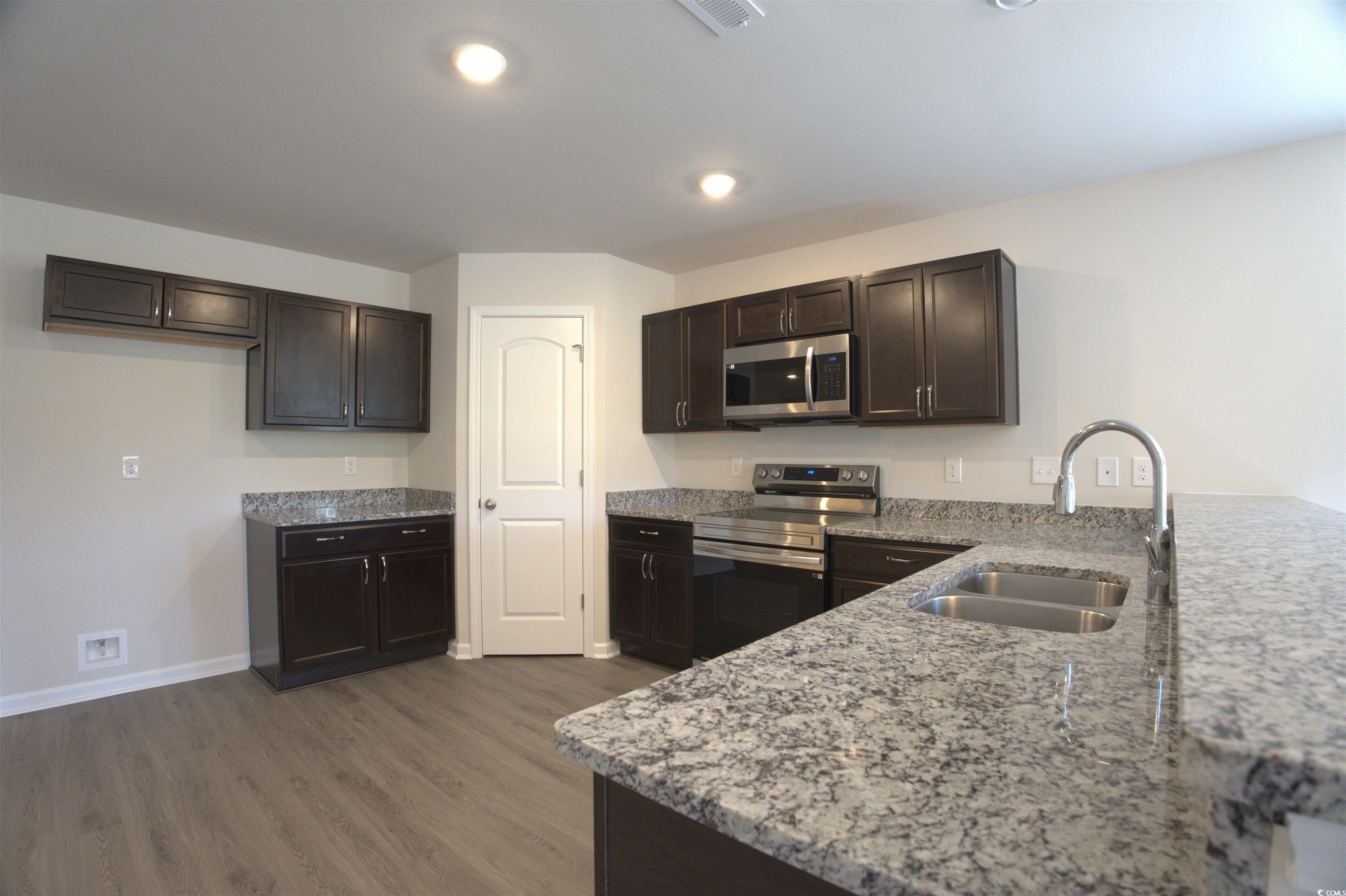 209 Kc Ln, Aynor, South Carolina image 3