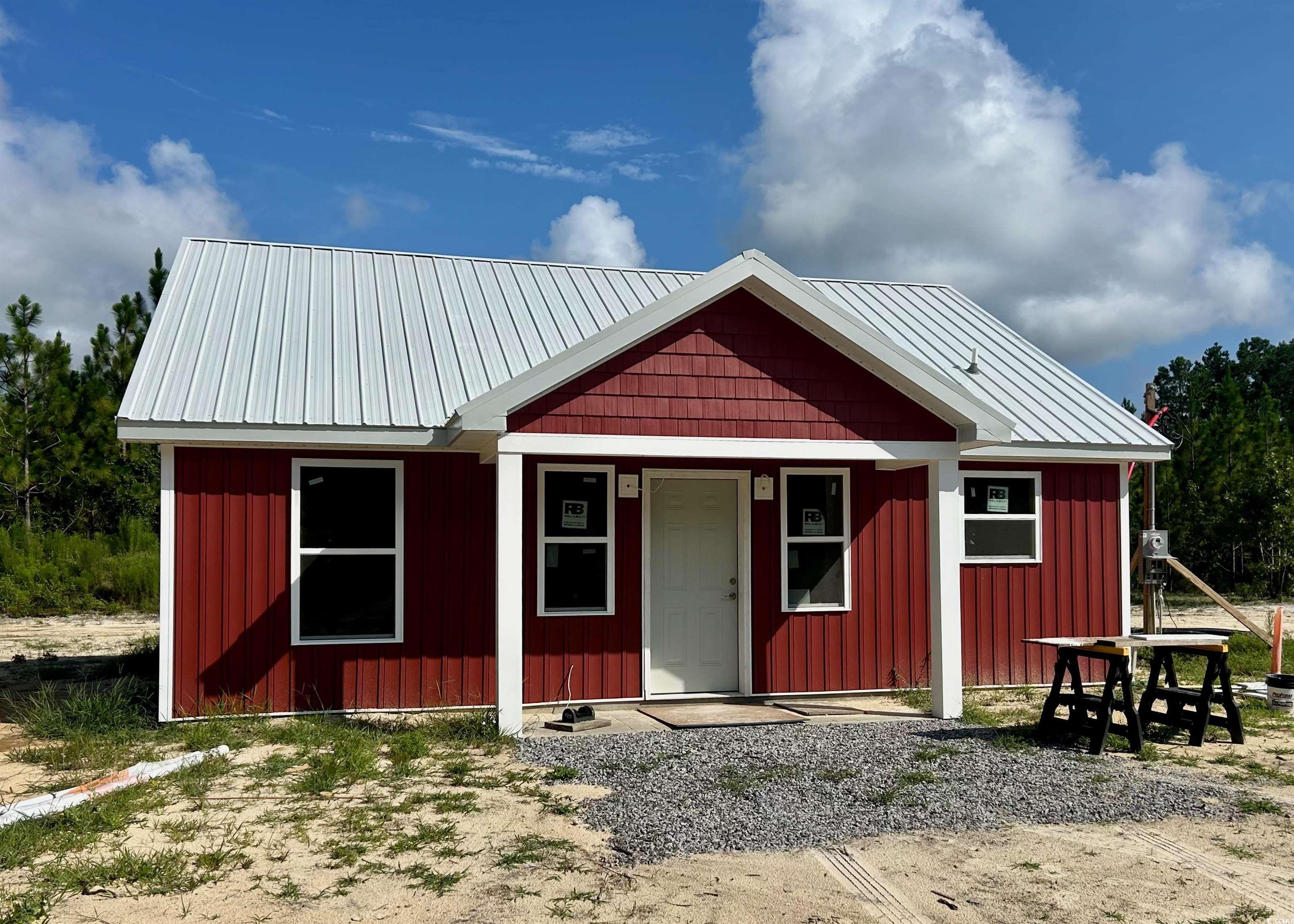 1698 Carriage Dr. Loris, SC 29569