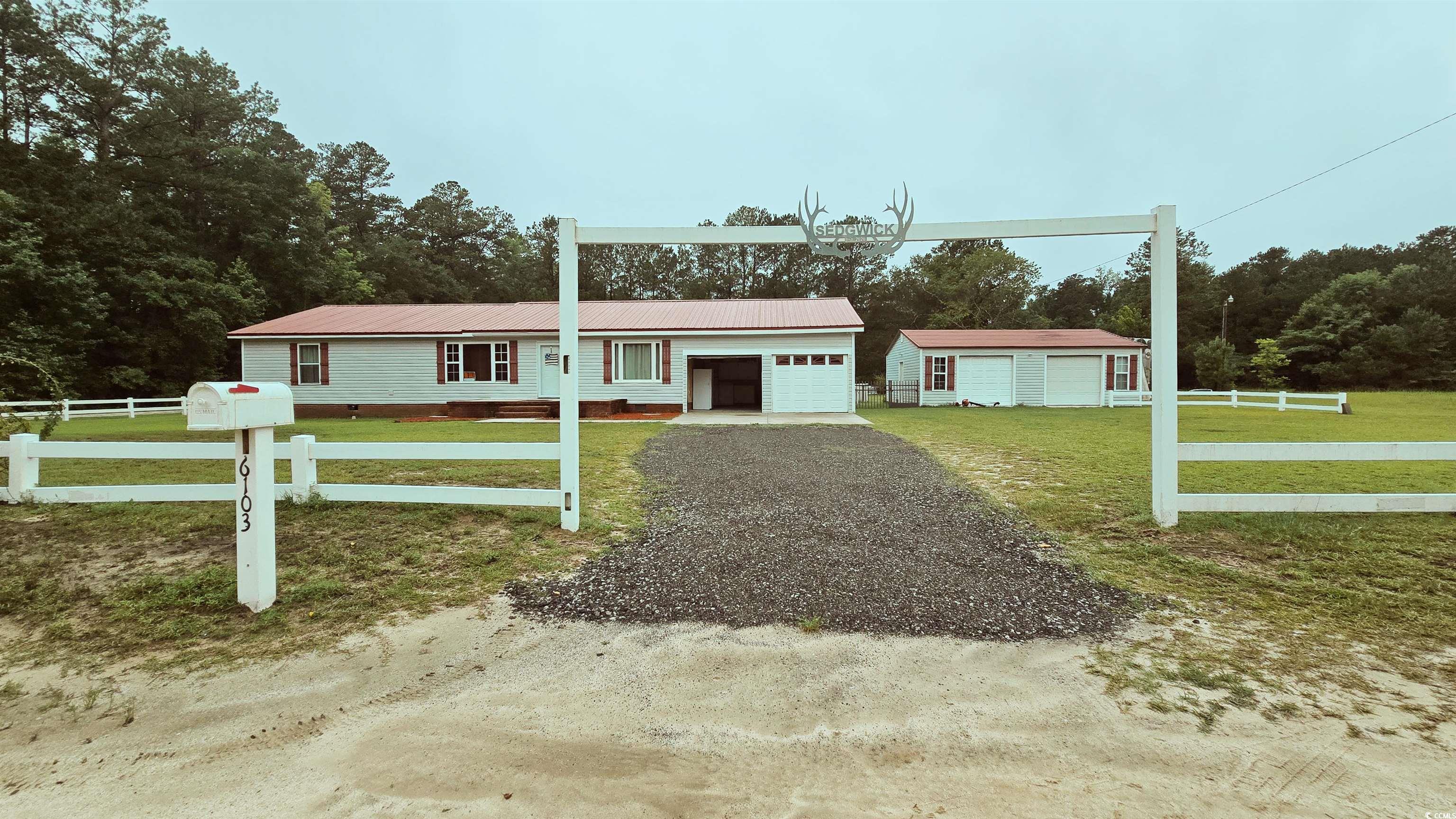 6103 Squire Rd. Latta, SC 29565