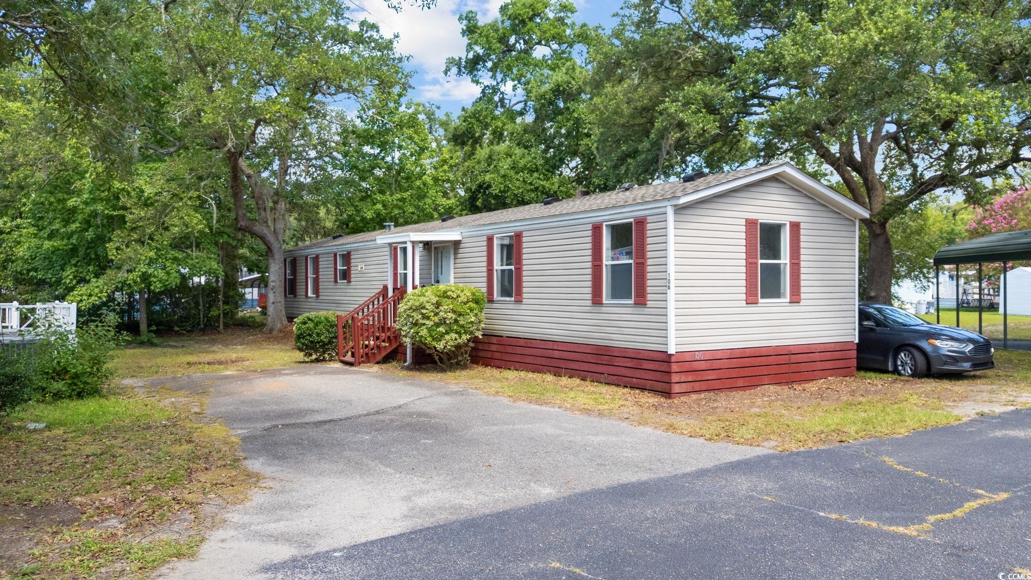 106 Village Ct. Murrells Inlet, SC 29576