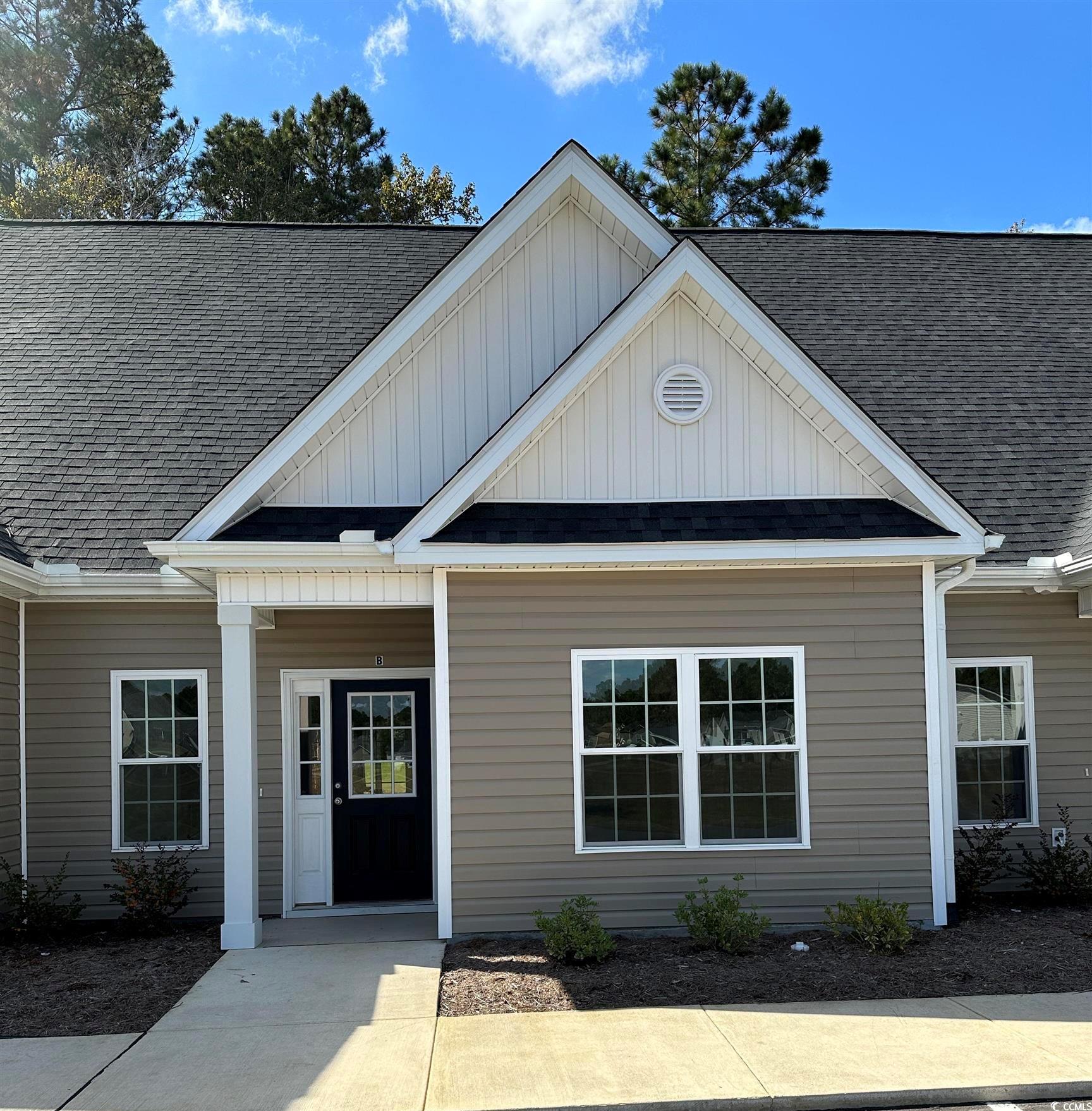 brand new construction located off the 13th green at shaftesbury glen golf & fish club in conway. these fantastic new condos feature 2 bedrooms and 2 full bathrooms, stainless kitchen appliances, luxury vinyl plank flooring, granite countertops in the kitchen and bathrooms, and a covered back porch. do you like to golf? as a homeowner at shaftesbury glen golf villas you'll receive golf for life to shaftesbury glen golf & fish club. a separate pool membership is available. ask your agent for more information. shaftesbury glen golf villas are conveniently located less than 20 minutes to the beach, tanger outlets, barefoot landing, downtown conway, and coastal carolina university.