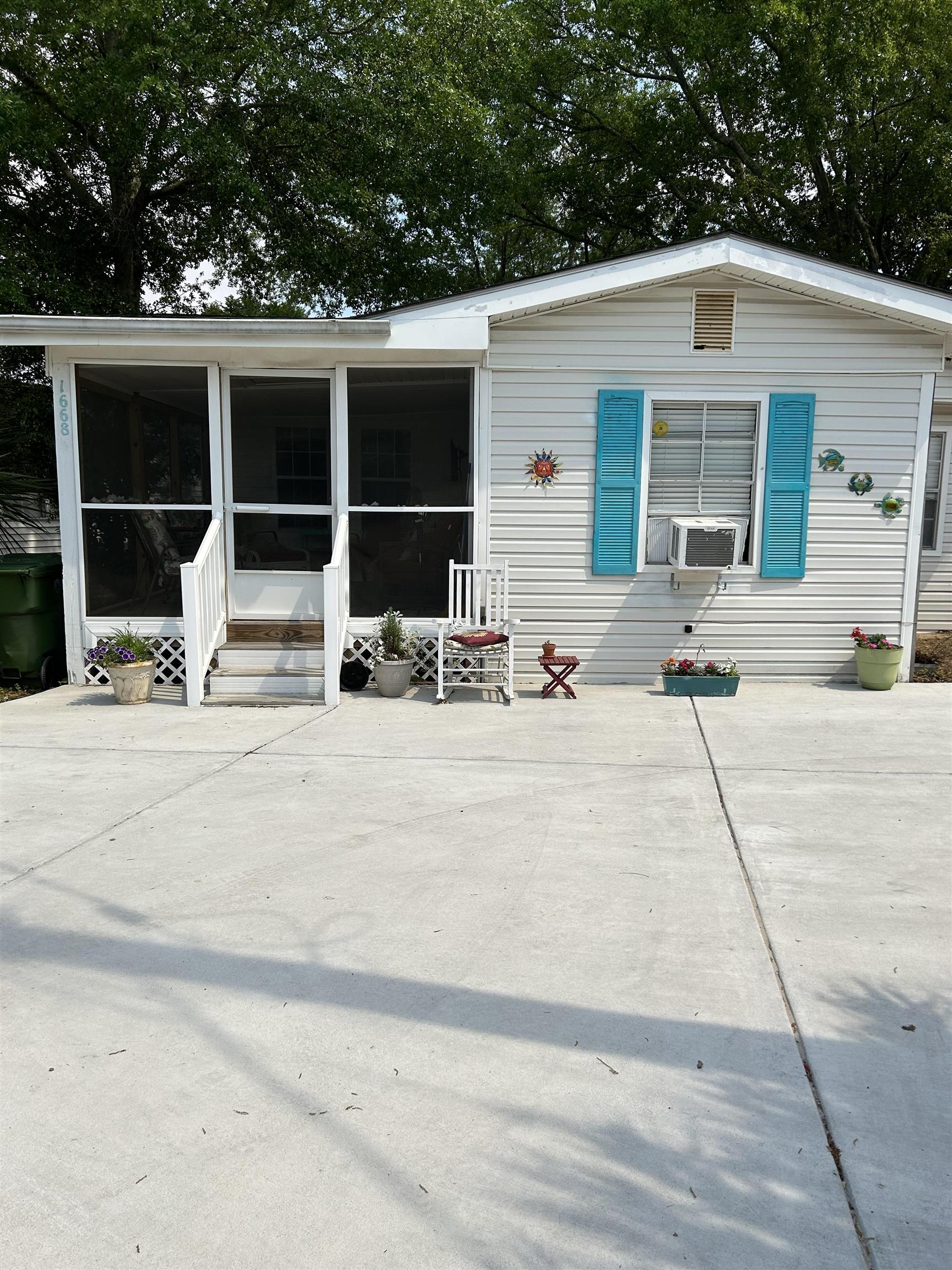 1668 Hawk St. Surfside Beach, SC 29575