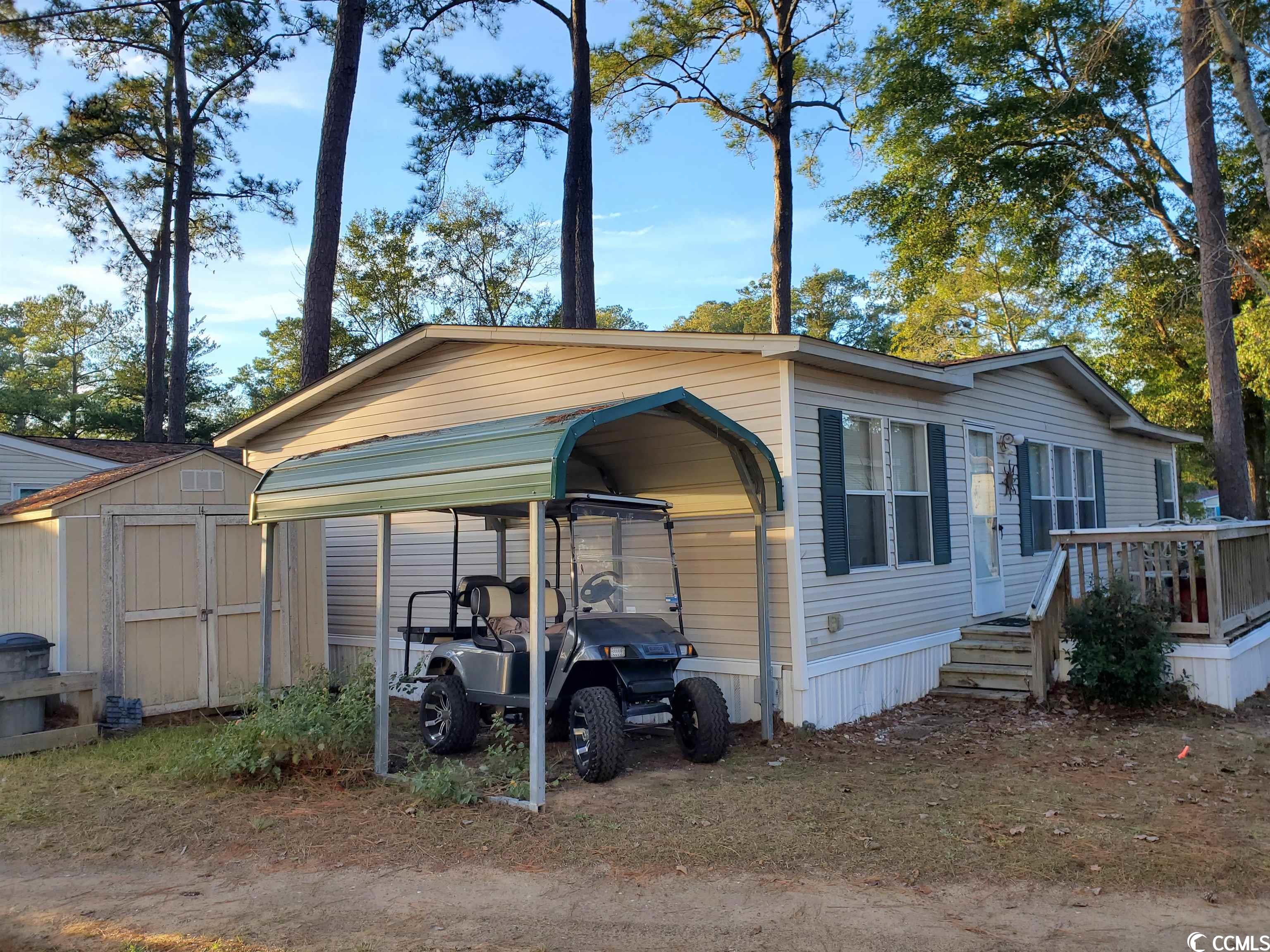 fully furnished, this home along side the canal is turn key. with a new roof, and a newer hvac system serviced yearly, this home is perfect as your primary resident or as a vacation home. golf cart will convey. rentals are strictly prohibited. enjoy the community fishing pier and boat ramp. this community has direct access to the marsh and into the inlet.