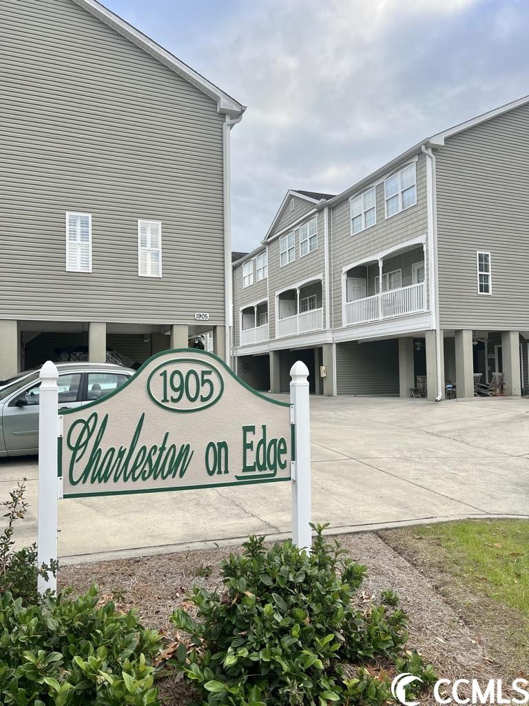 priced to sell:  lovely spacious 3 bedroom, 3 bath condo in crescent beach, walking distance to the beach, just blocks from the ocean.  this unit is located in a quaint 6 unit complex with private pool.  seller will contribute to closing cost.  this is a must see!  don't miss out!!