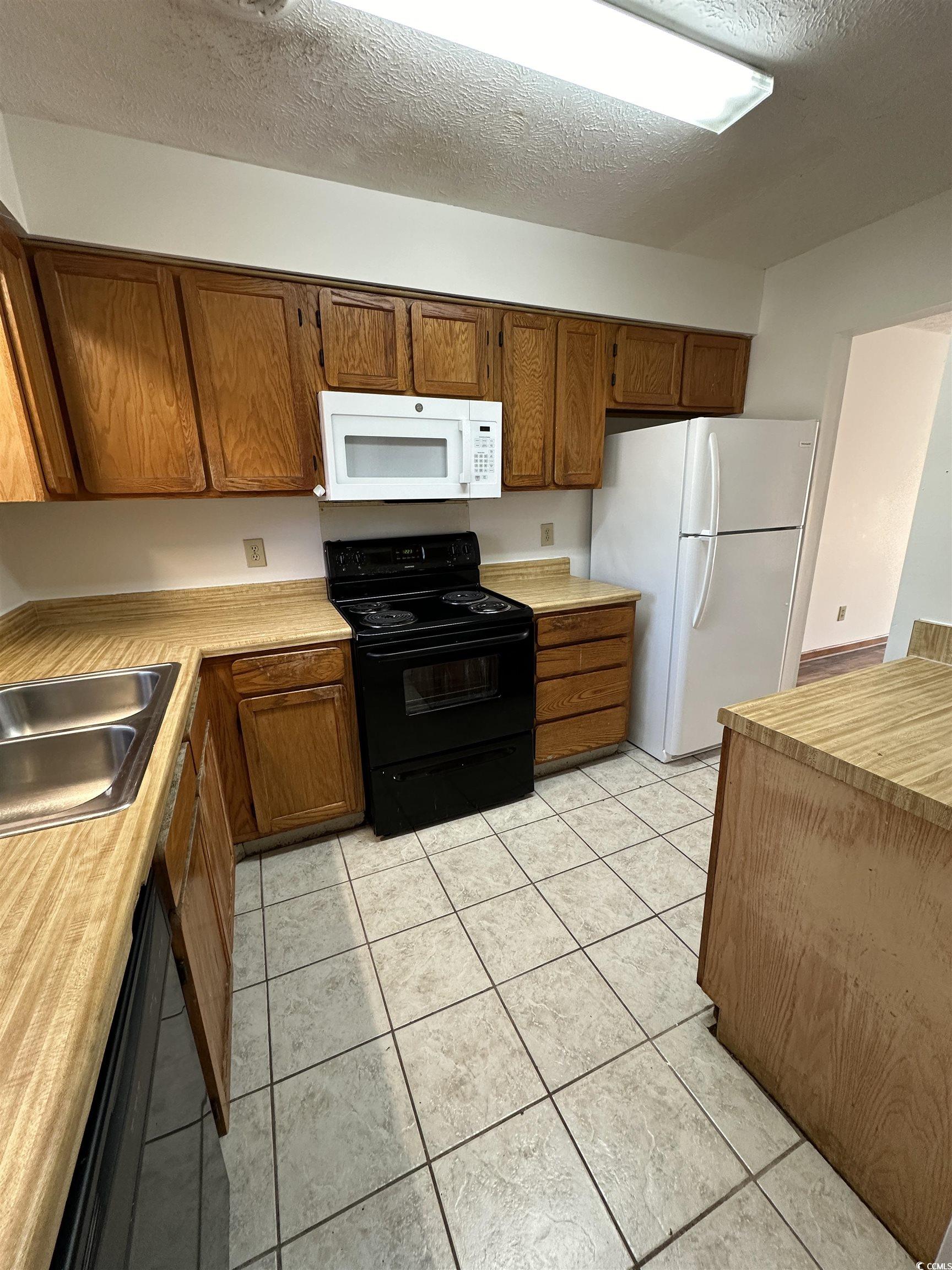 Photo 5 of Condominium at 1025 Carolina Rd #N2, Conway, SC 29526 | MLS# 2402971 |  | Sold on 2024-04-02