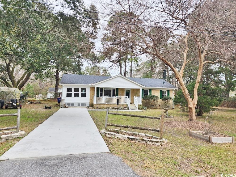 6342 Meggett Quail Rd., Meggett, SC 29449