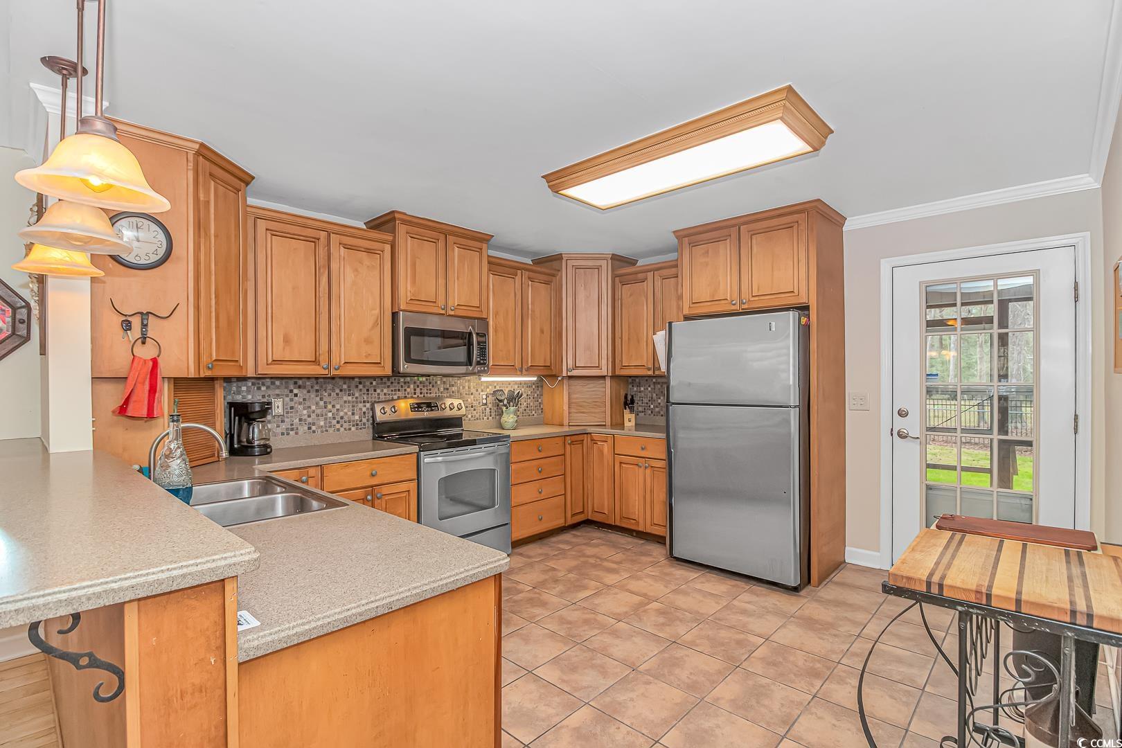 850 Kings River Rd.