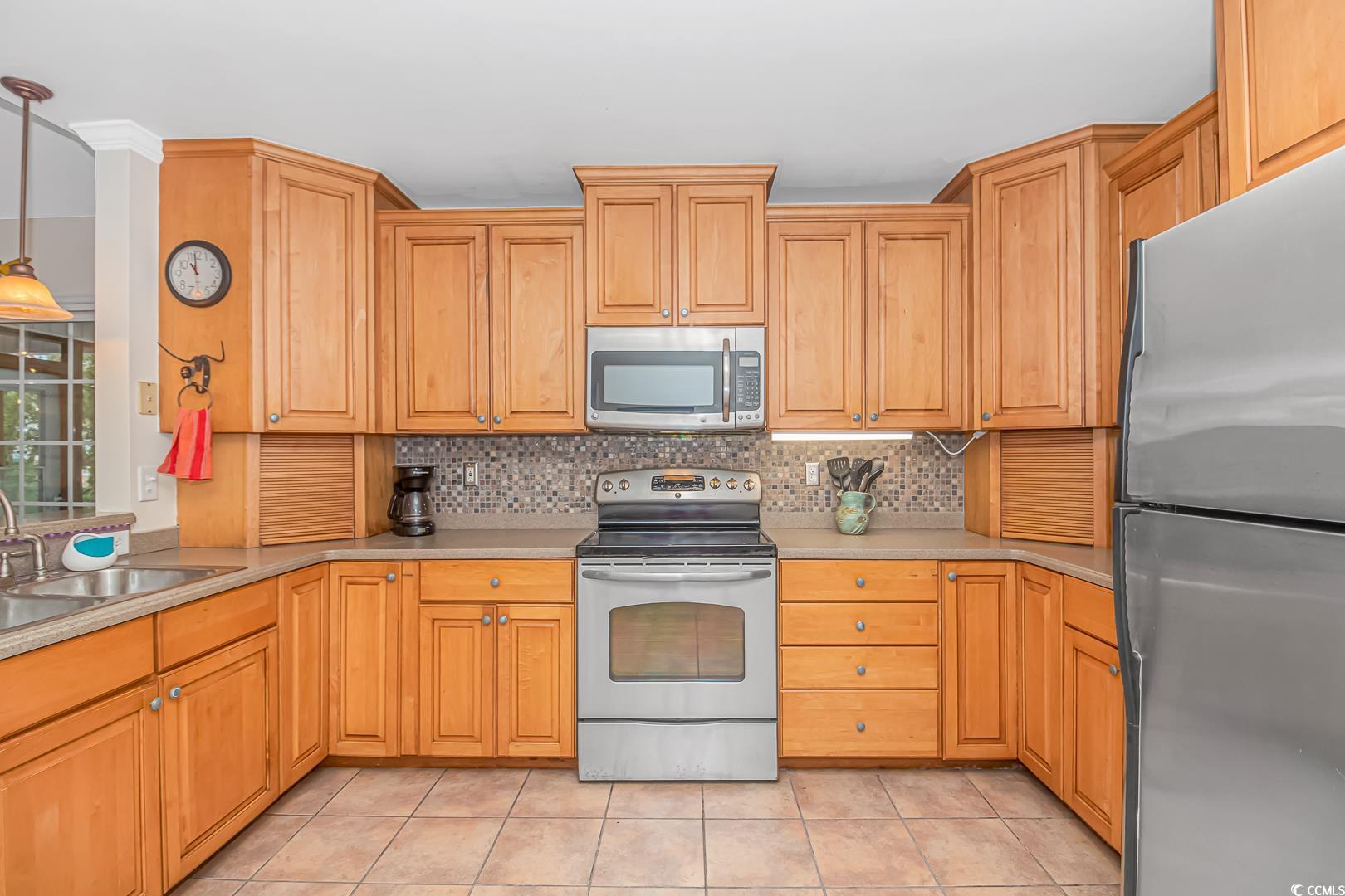 850 Kings River Rd.
