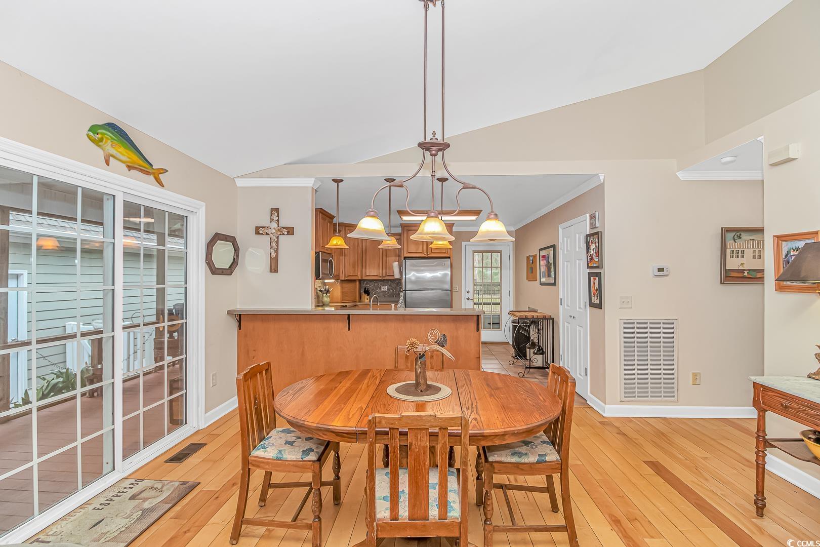 850 Kings River Rd.